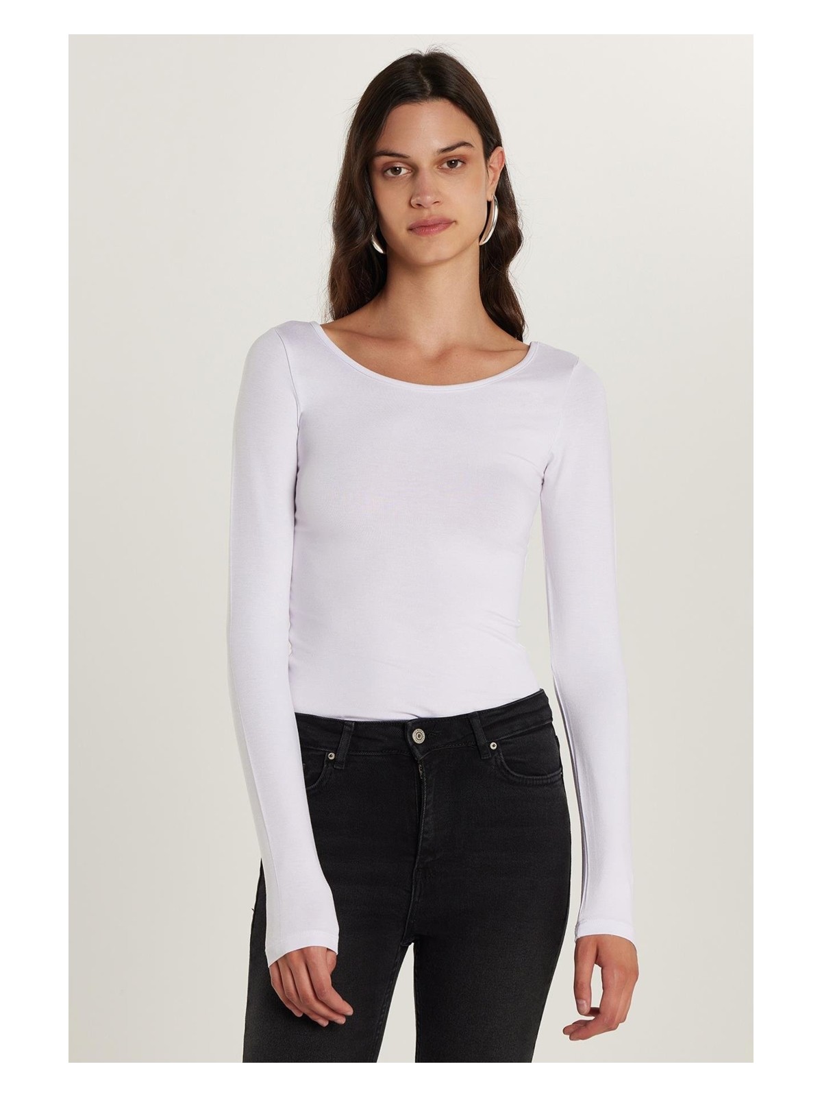 Tudors Kadın Slim Fit Dar Kesim Uzun Kollu Viskon Beyaz Bluz