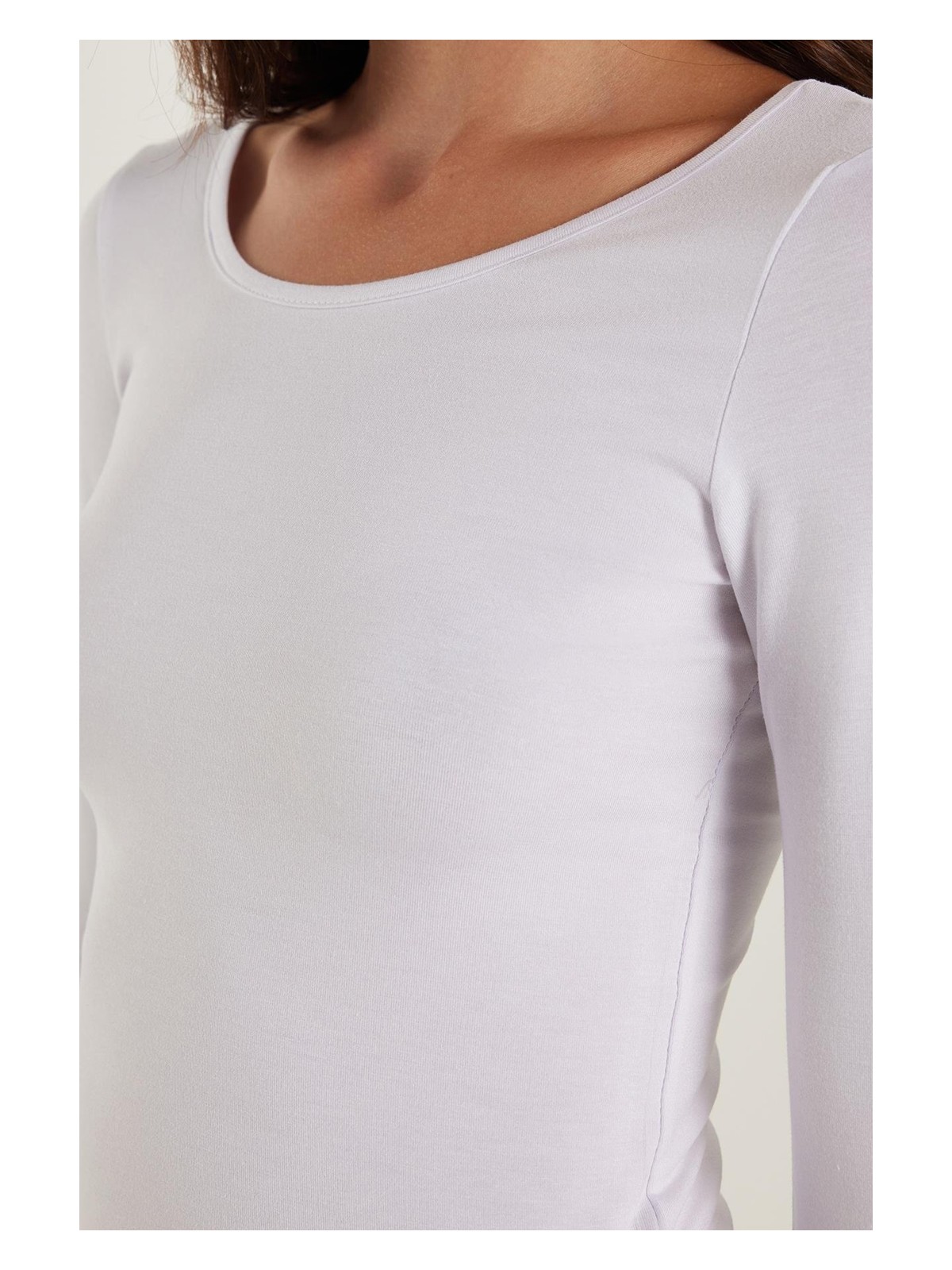 Tudors Kadın Slim Fit Dar Kesim Uzun Kollu Viskon Beyaz Bluz - Görsel 3