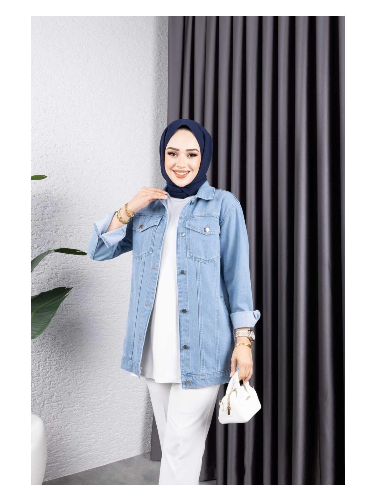 Harman Butik Kadın Siyah Kar Yıkamalı Cepli Denim Kot Ceket - Görsel 4