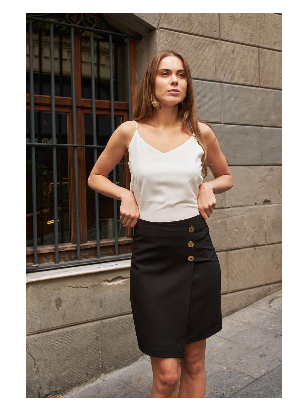 Jument Kadın Arkadan Fermuarlı Düğme Detaylı Hafif Likralı Kumaş Diz Üstü Kalem Etek-Krem - Görsel 7