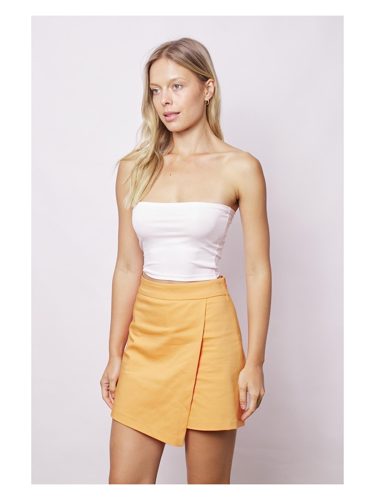 Jument Kadın Pamuklu Hafif Likralı Kalın Kumaş Yüksek Bel Ara Boy Şort Etek-Krem - Görsel 3