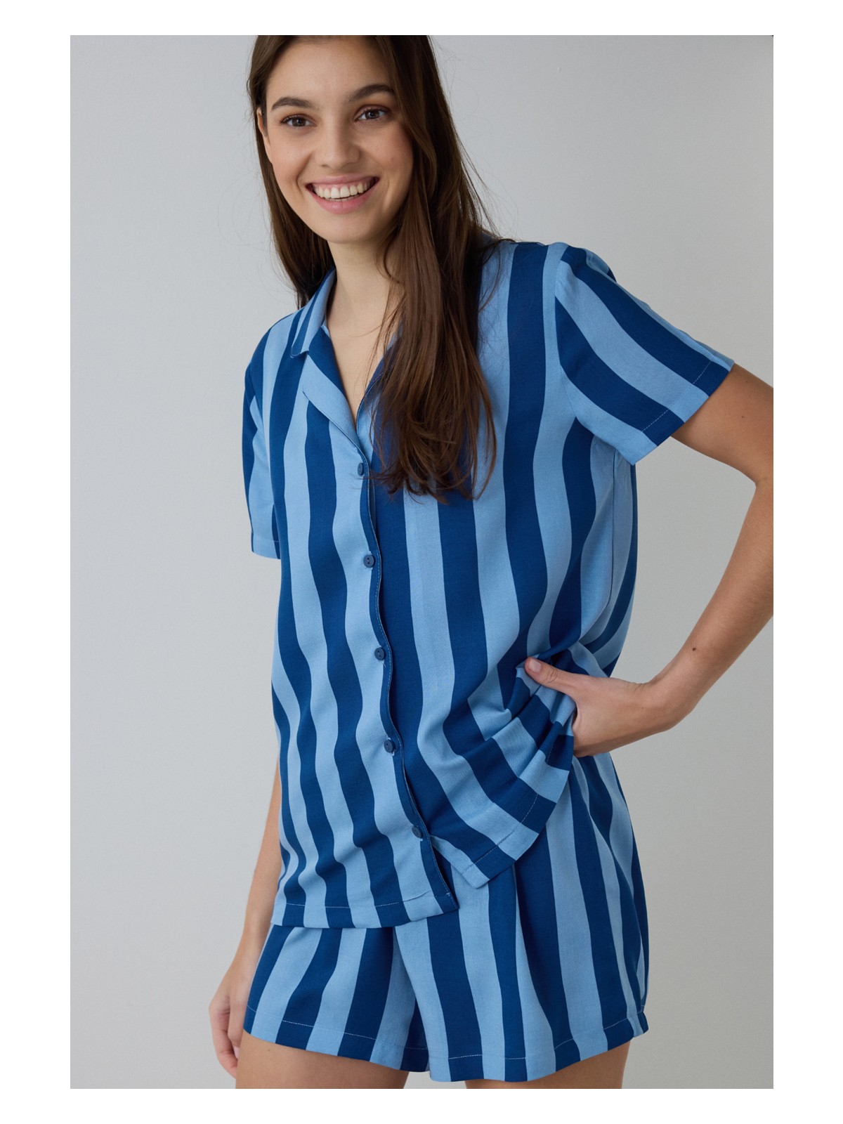 Penti Mavi Into The Blue Çizgili Gömlek Yaka Kısa Kollu Gömlek Şort Pijama Takımı