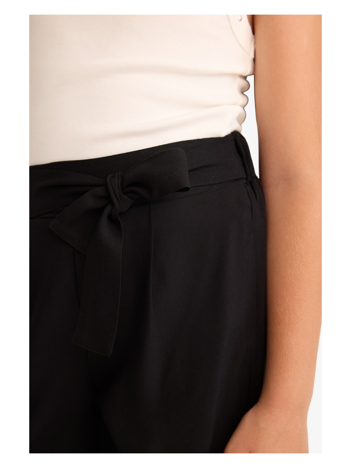 DeFacto Culotte Geniş Paça Viskon Kapri Kız Çocuk T3877A625SM - Görsel 6