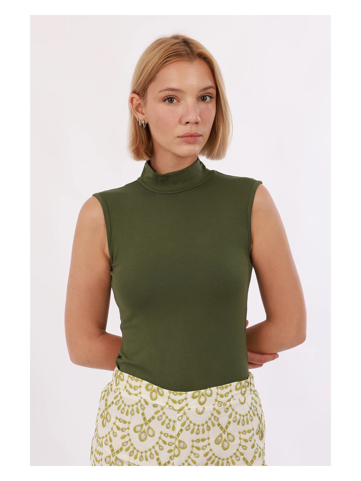 Yade Fashion Kadın Kolsuz Bluz - Görsel 7