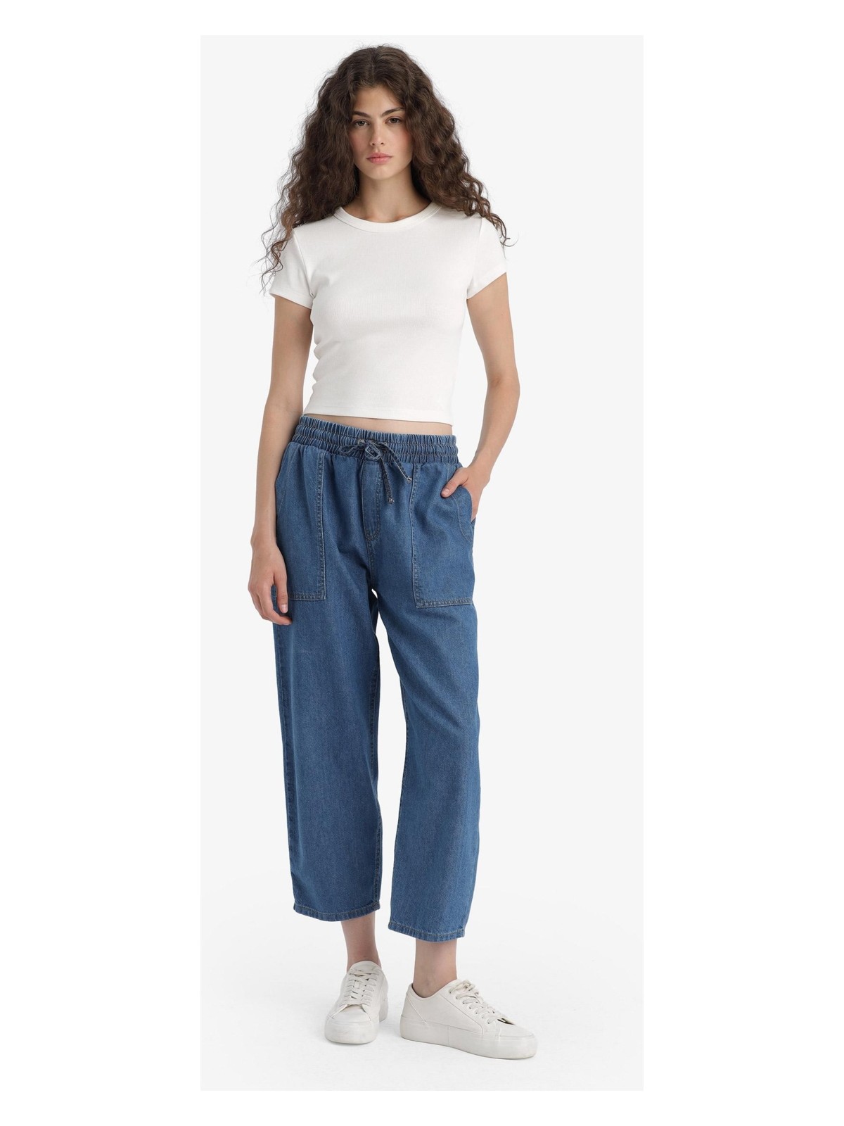 DeFacto Pull On Carrot Fit Yüksek Bel Crop Fit Yumuşak Jean Pantolon E0954AX25SM