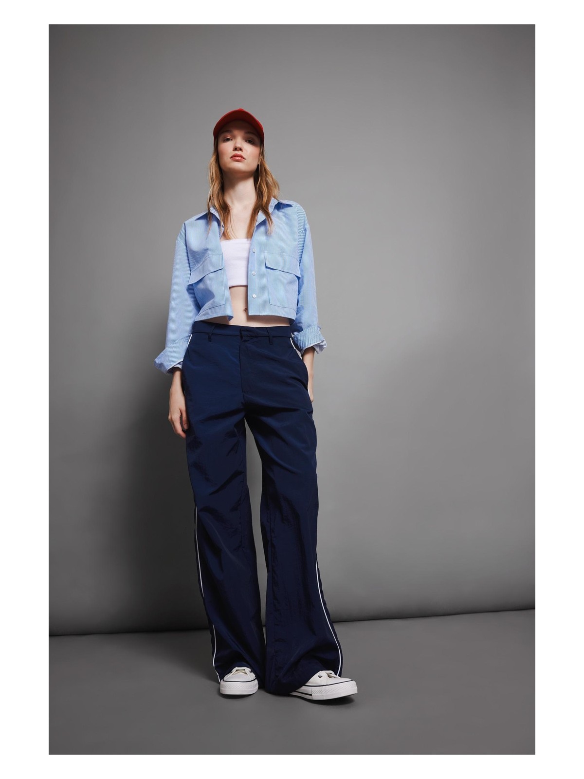 DeFacto Wide Leg Geniş Bol Paça Normal Bel Palazzo Pantolon Cepli Şerit Detaylı D4404AX24AU