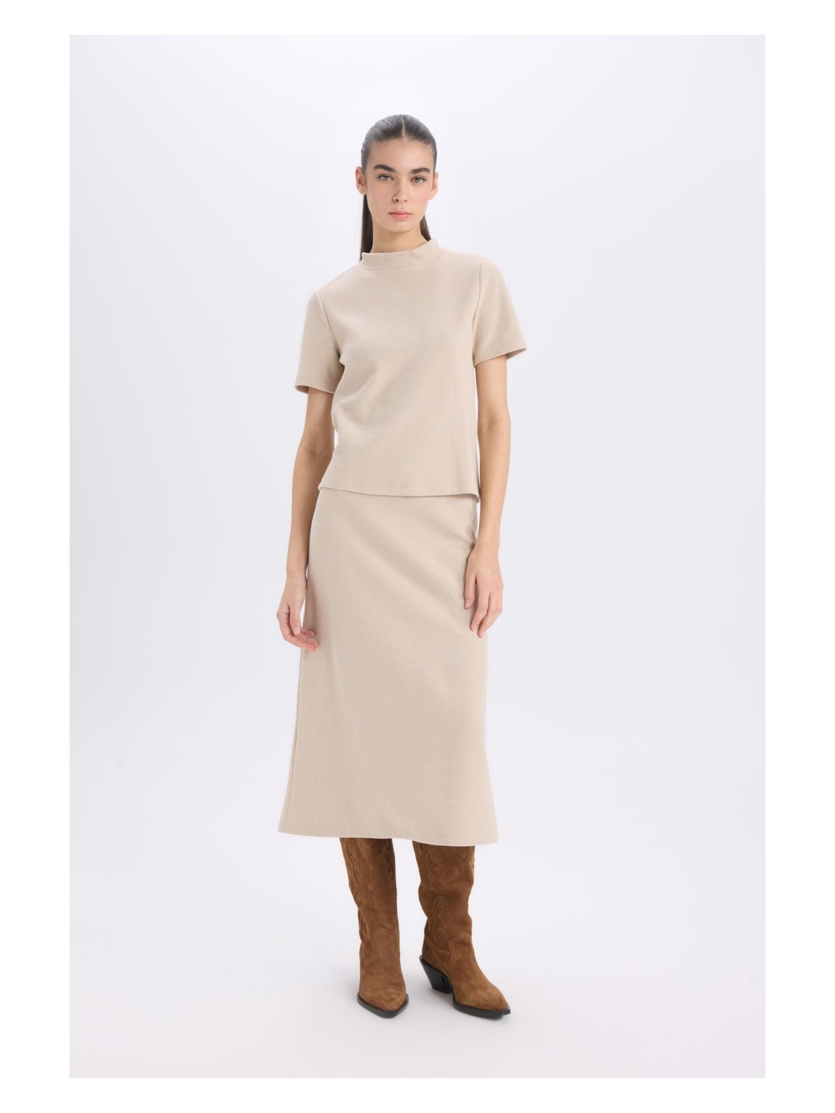 DeFacto A Kesim Beli Lastikli Basic Düz Normal Bel Maxi Etek D5407AX24AU - Görsel 4