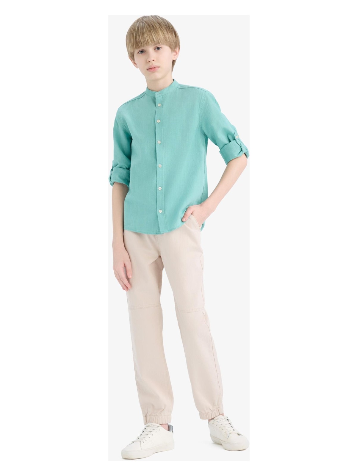 DeFacto Standart Jogger Paça Gabardin Pantolon Erkek Çocuk E5037A825SP