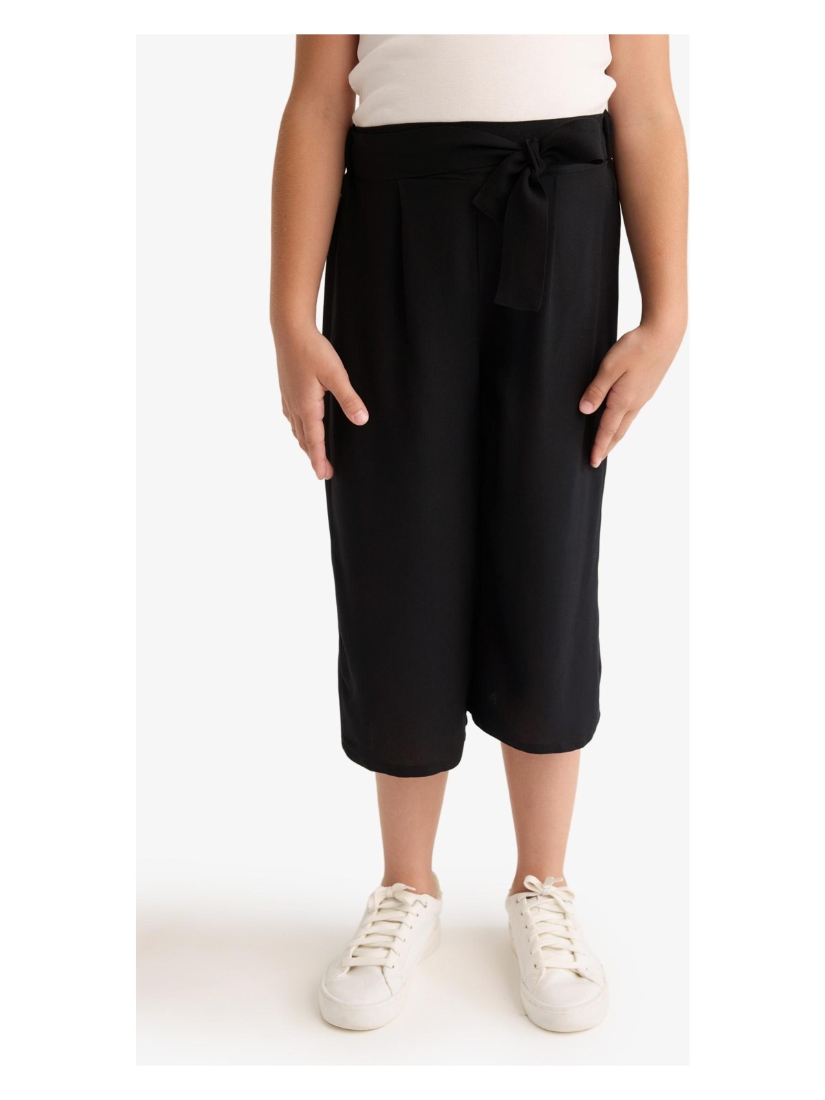 DeFacto Culotte Geniş Paça Viskon Kapri Kız Çocuk T3877A625SM - Görsel 5