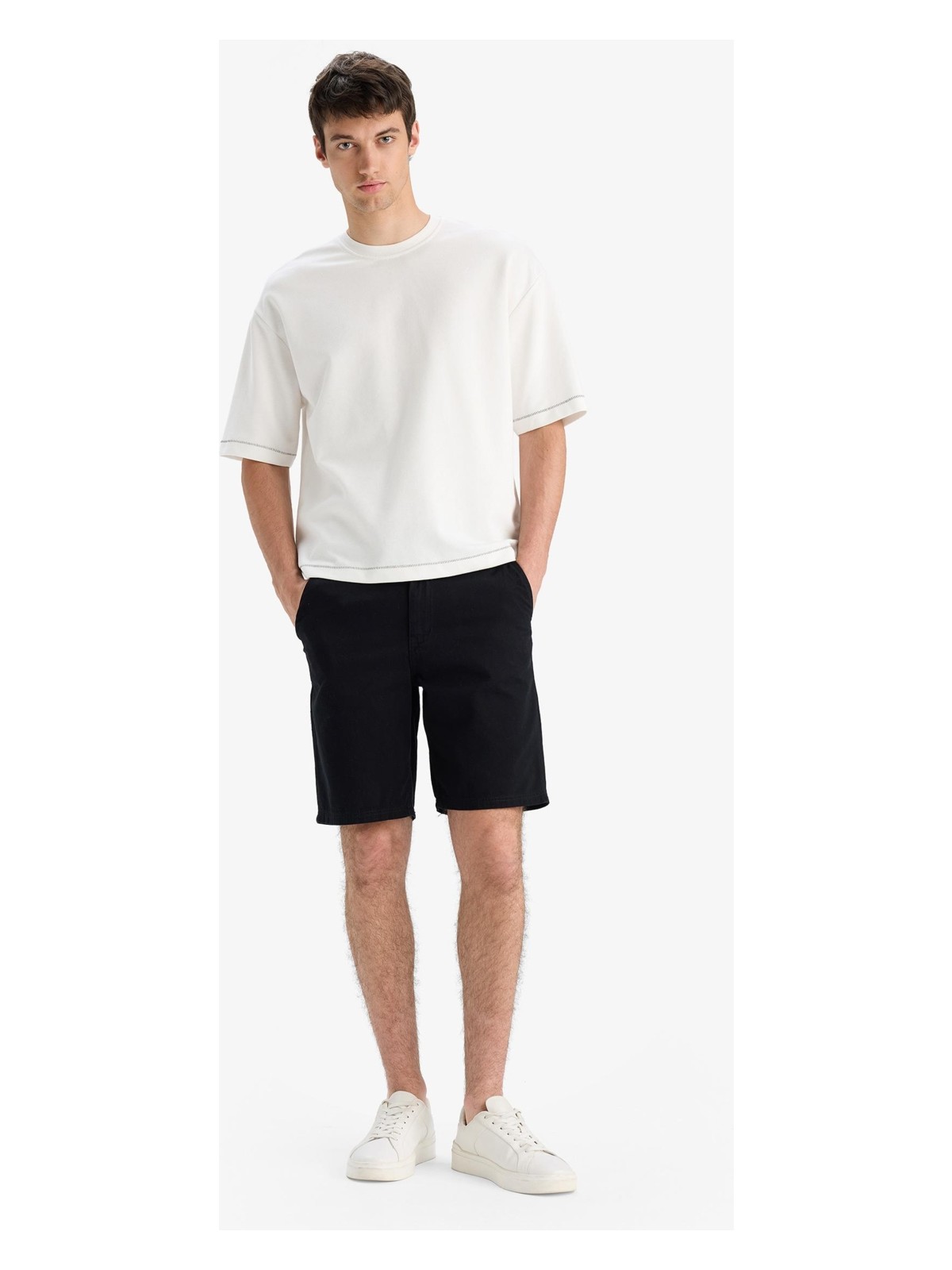 DeFacto %100 Pamuk Regular Fit Bermuda Şort E1231AX25SM - Görsel 2