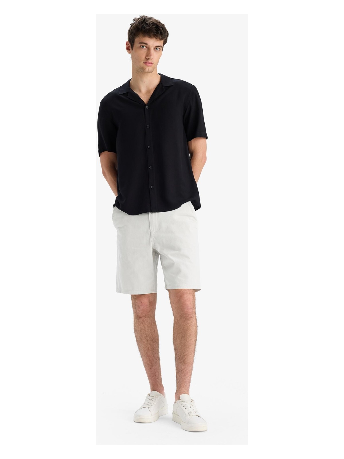 DeFacto %100 Pamuk Regular Fit Bermuda Şort E1231AX25SM