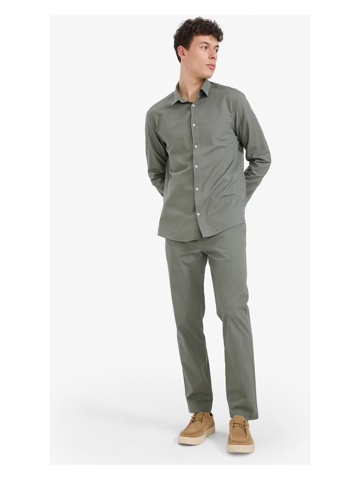 DeFacto Regular Fit Normal Kesim Cepli Düz Paça Chino Pantolon D7349AX25AU - Görsel 9