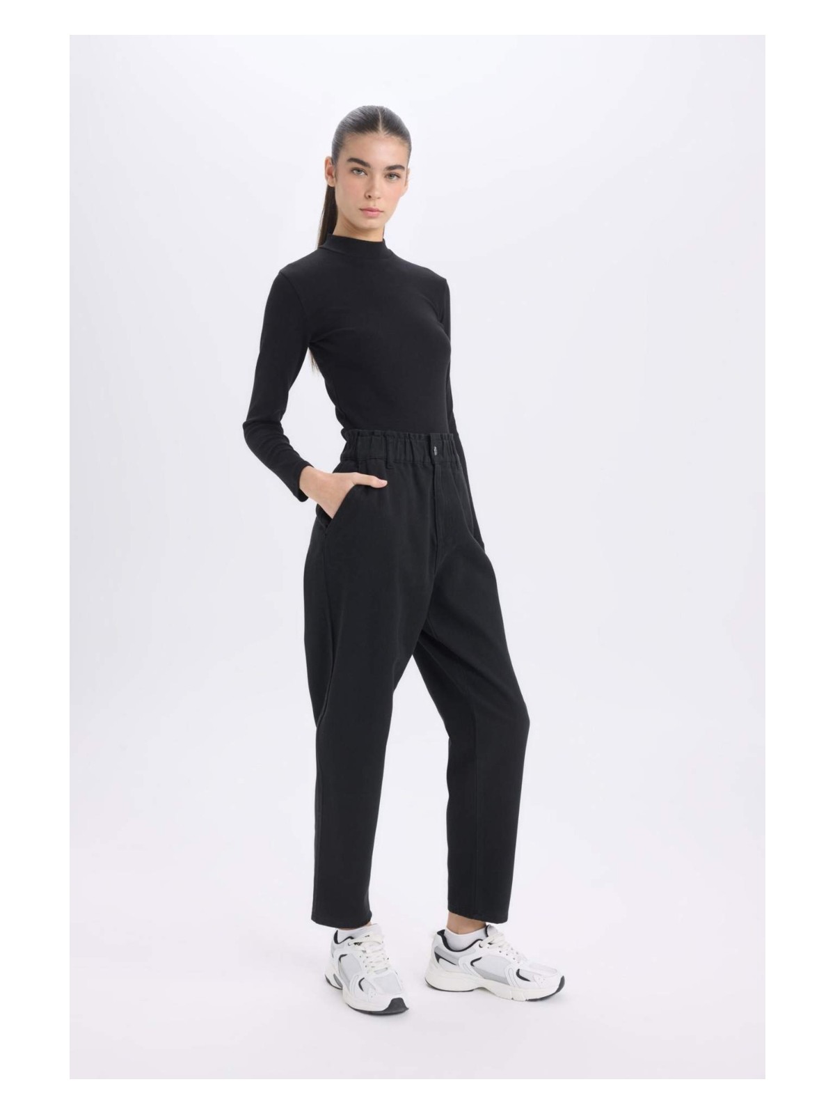 DeFacto %100 Pamuk Paperbag Gabardin Kumaş Pantolon S2790AZ25SP - Görsel 3