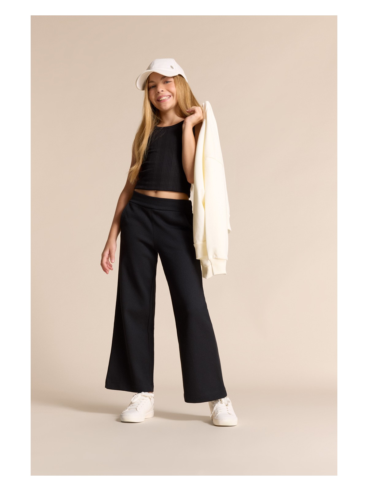 DeFacto Wide Leg Waffle Cepli Geniş Paça Pantolon Kız Çocuk E8293A825AU - Görsel 3