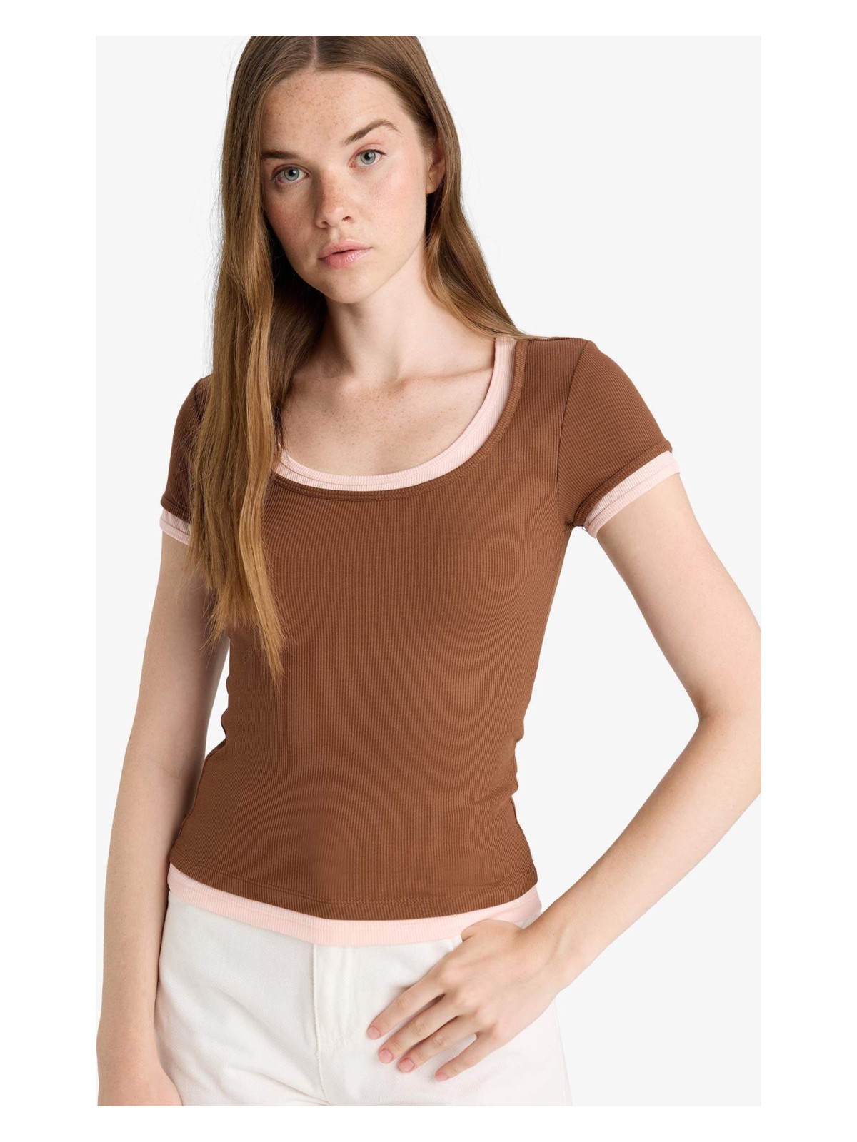 DeFacto U Yaka Fitilli Kaşkorse Kısa Kollu Tişört F8743AX25AU - Görsel 3