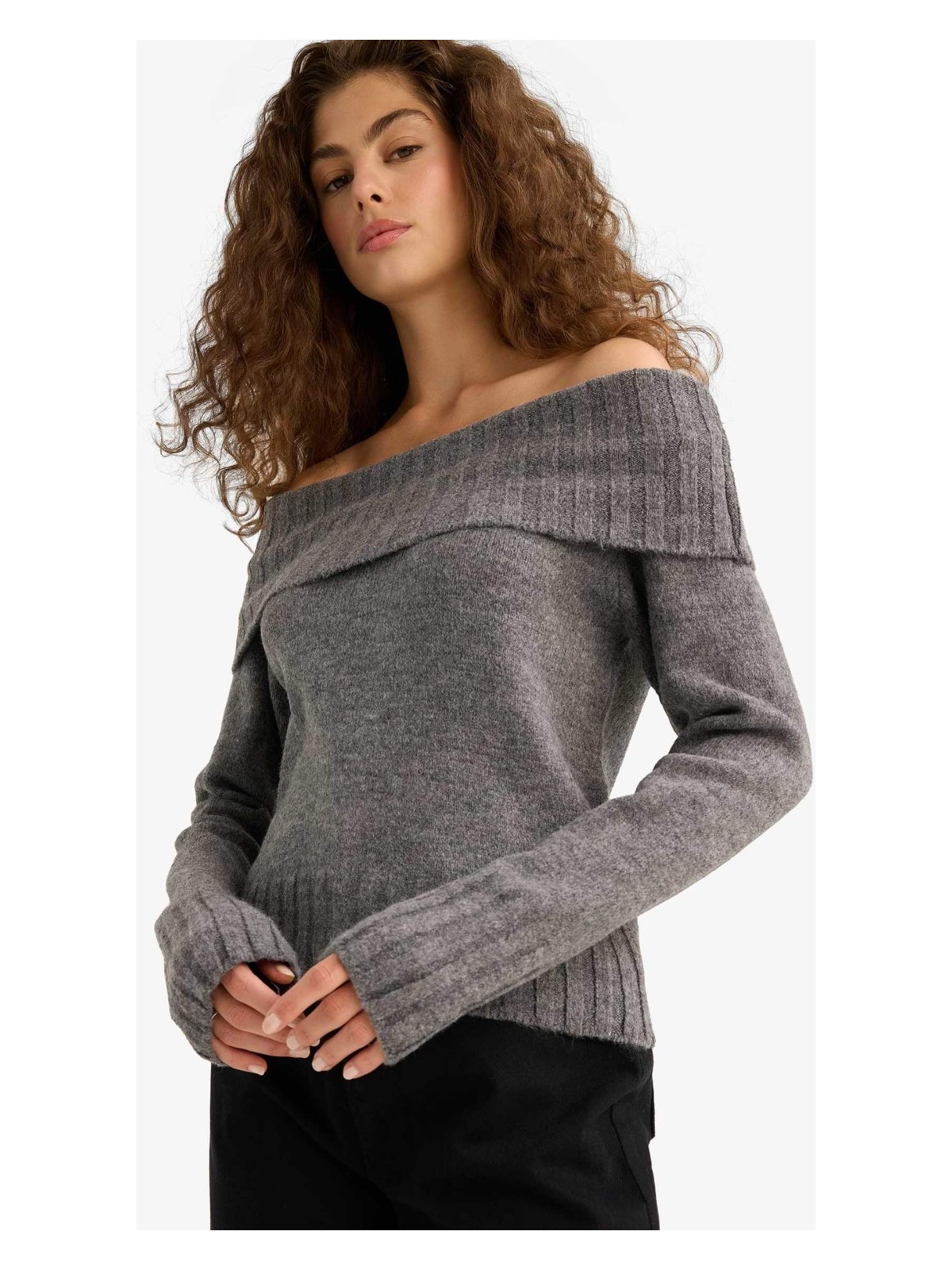 DeFacto Slim Fit Dar Kesim Açık Omuz Triko Kazak E8345AX25WN