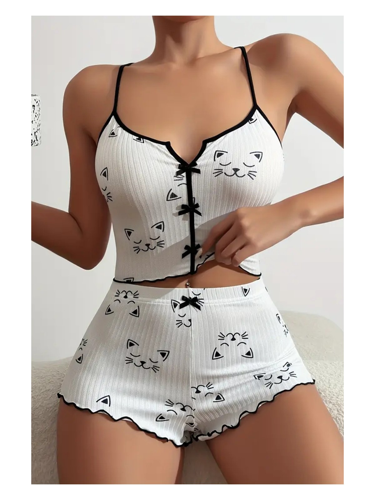 Merry See Yavru Kedi Baskılı Askılı Şortlu Pijama Takımı