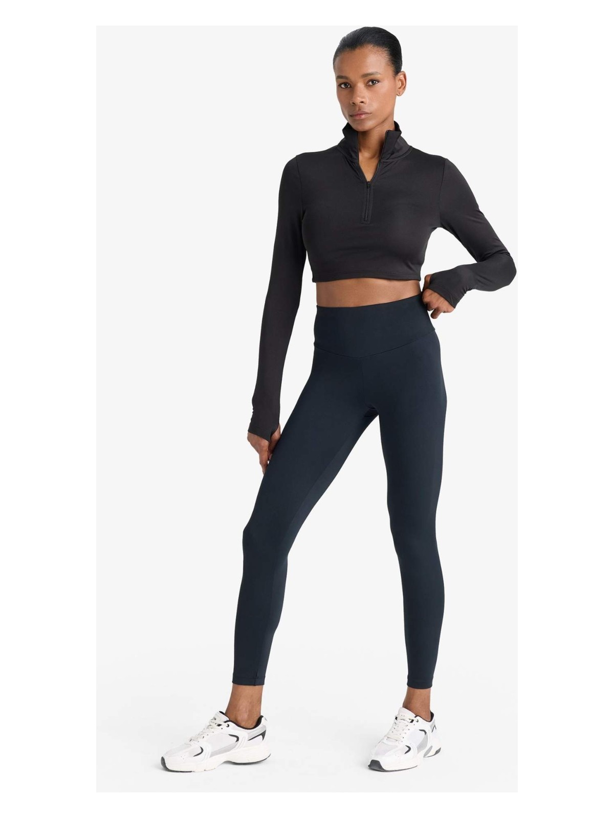 DeFacto Toparlayıcı Yüksek Bel Esnek Kumaş Basic Sporcu Tayt B4147AX25AU - Görsel 3