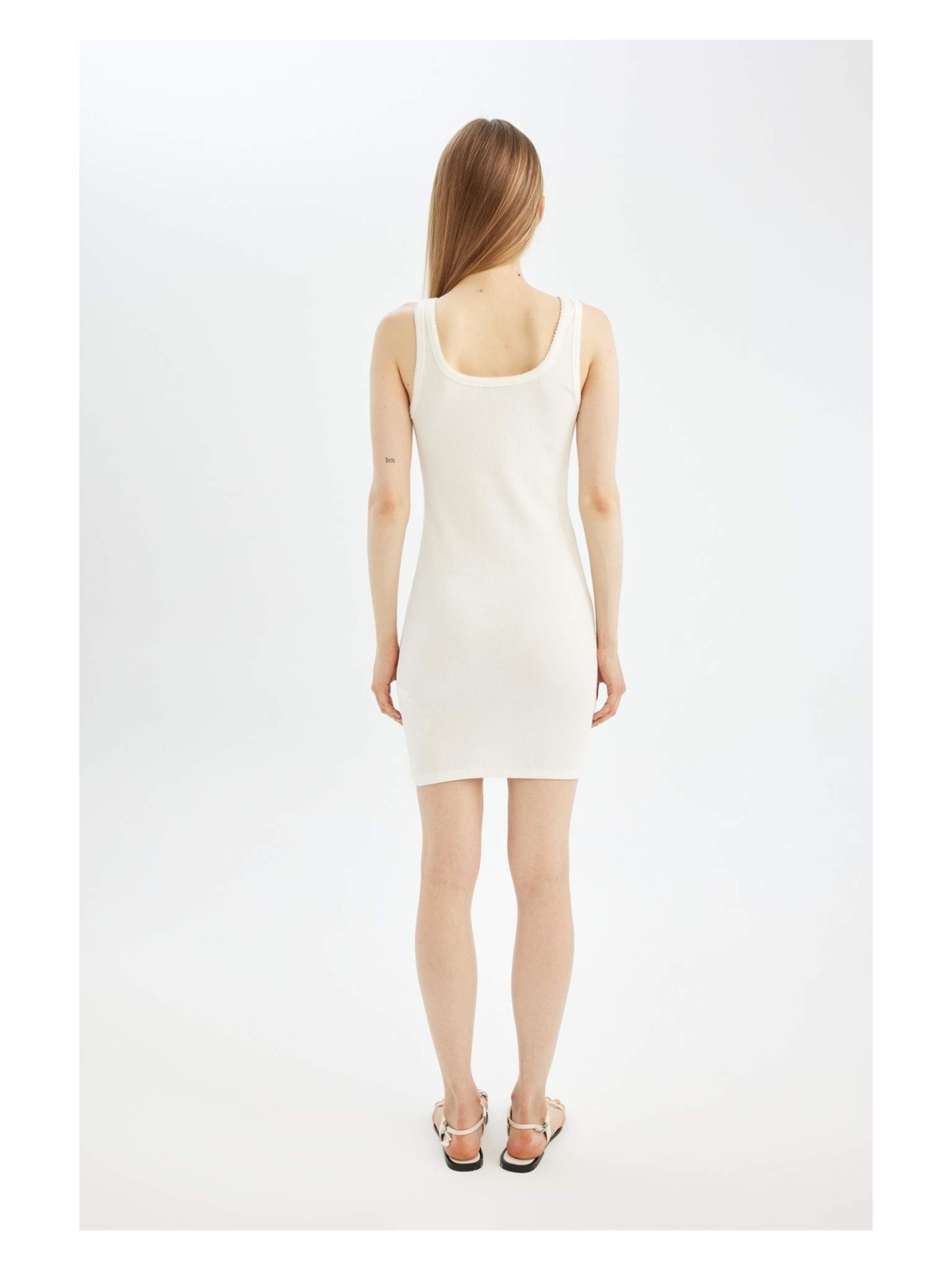 DeFacto Coool Bodycon Vücudu Saran Basic Fitilli Kaşkorse Mini Beyaz Elbise A0732AX24SM - Görsel 4