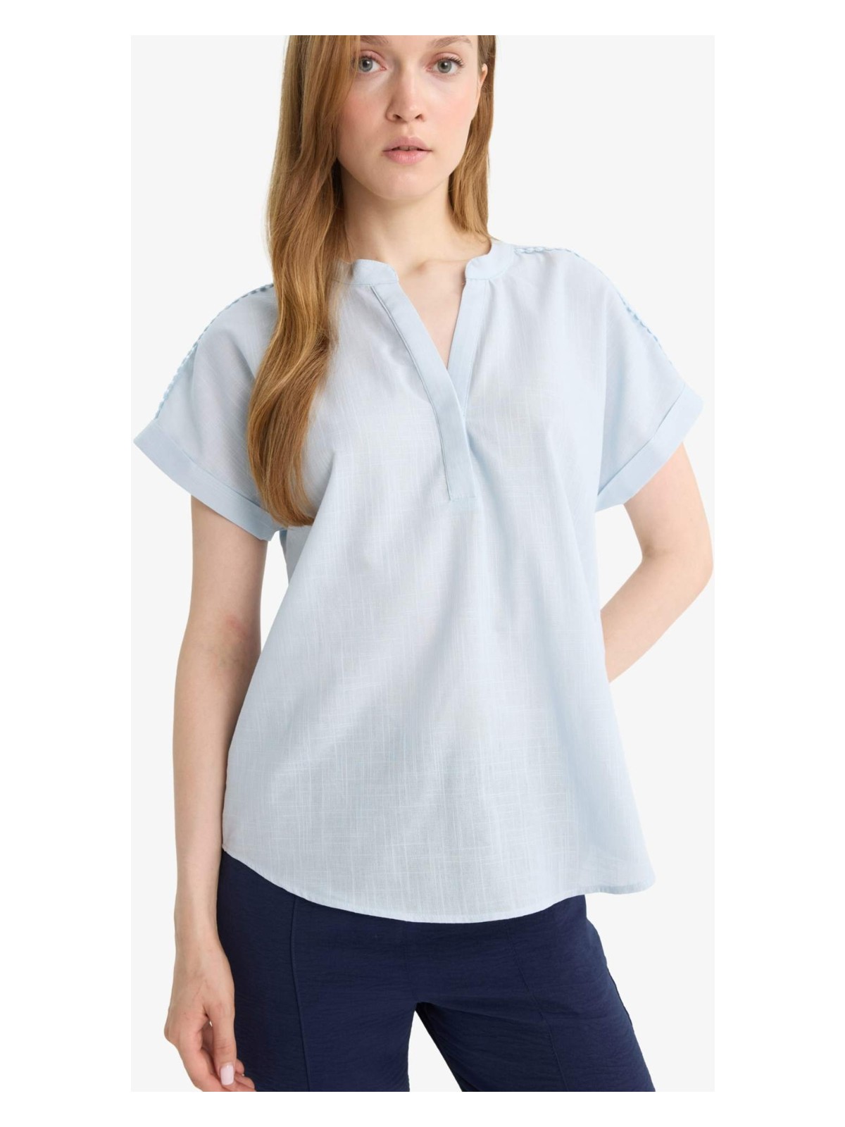 DeFacto %100 Pamuk Regular Fit Flamlı Kısa Kollu Bluz F1635AX25AU