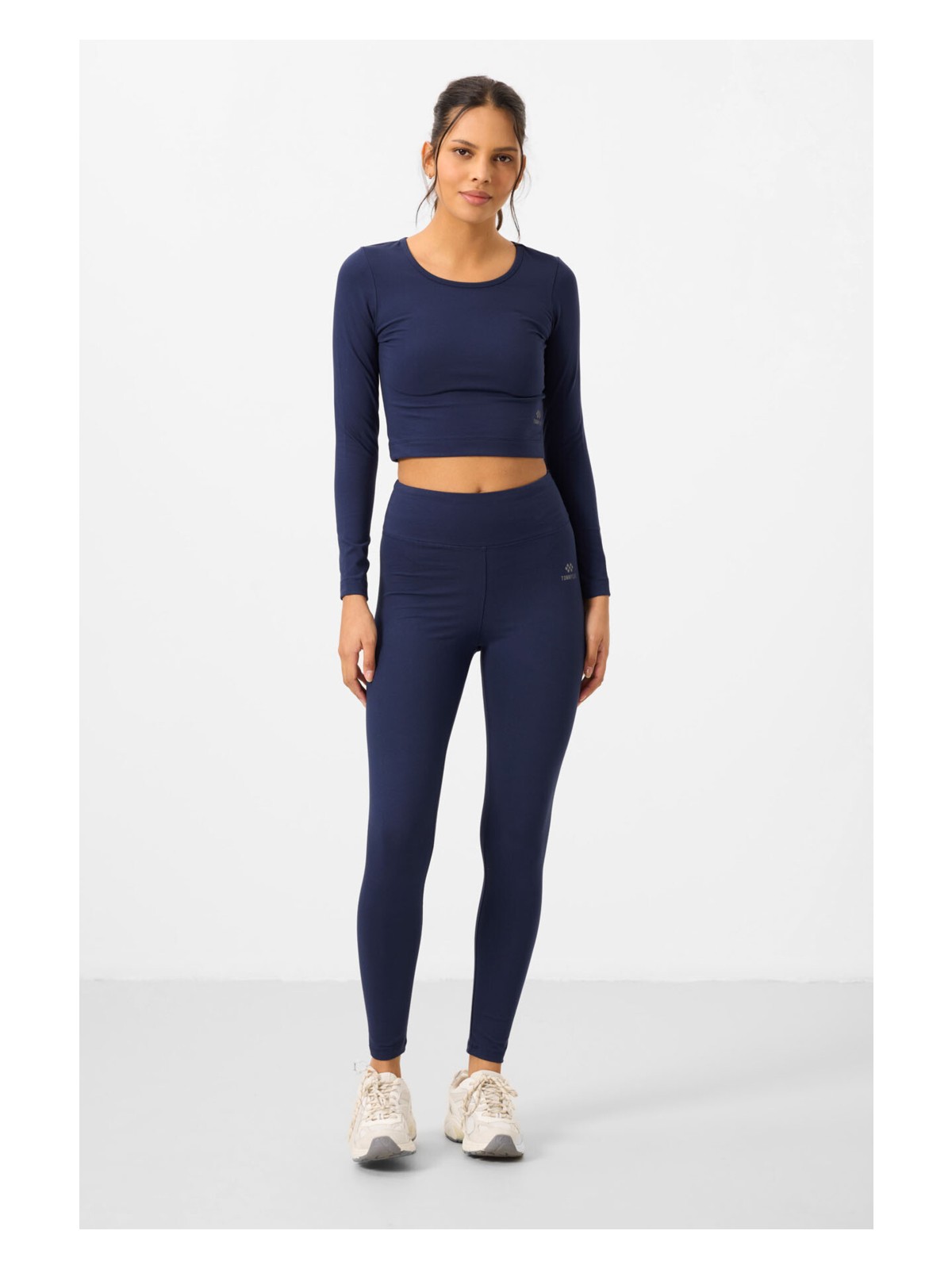 Tommy Life Siyah Yüksek Bel Uzun Kollu Slim Fit Crop Top Kadın Tayt Takım - 95286 - Görsel 4