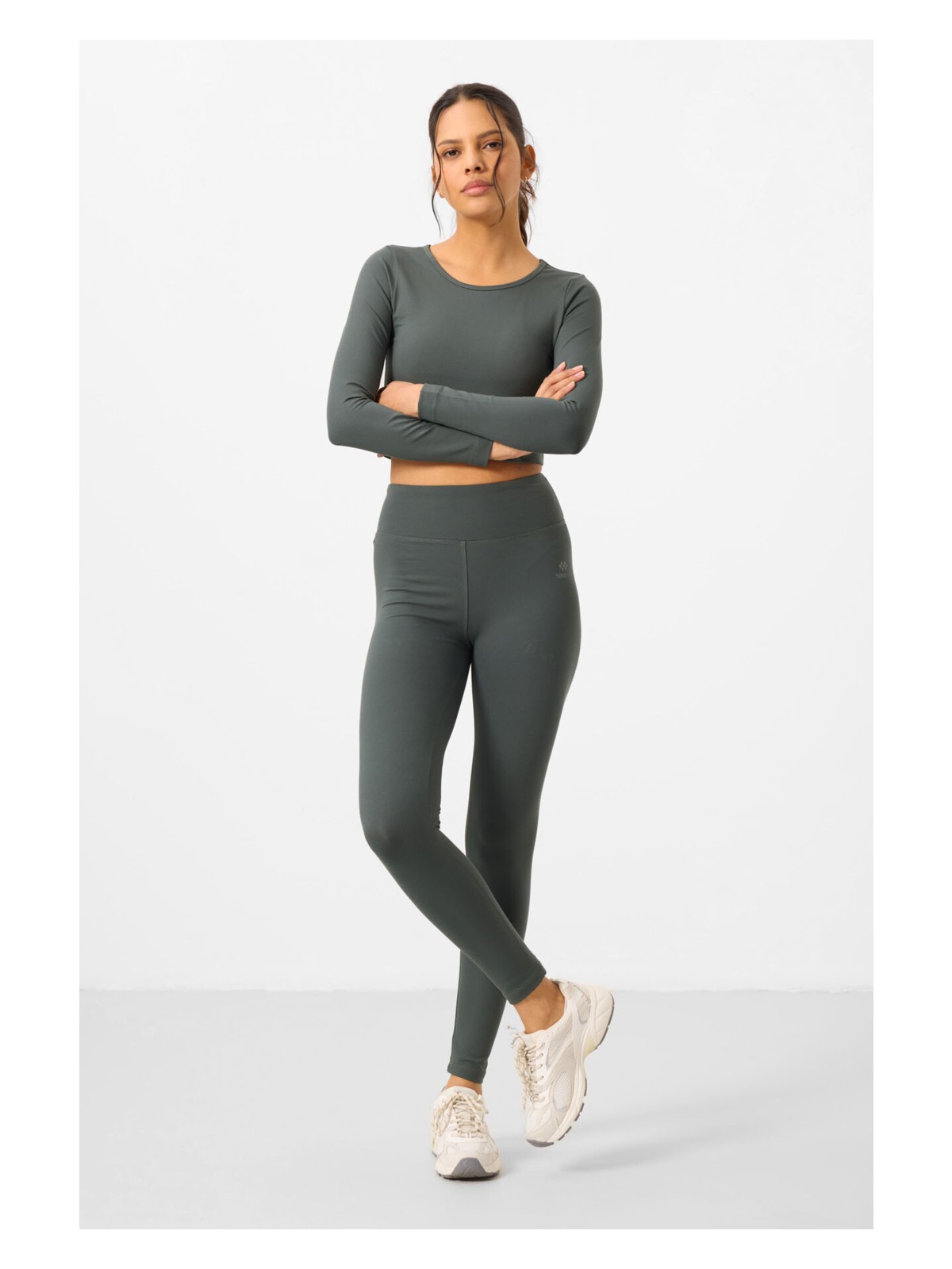 Tommy Life Siyah Yüksek Bel Uzun Kollu Slim Fit Crop Top Kadın Tayt Takım - 95286 - Görsel 7