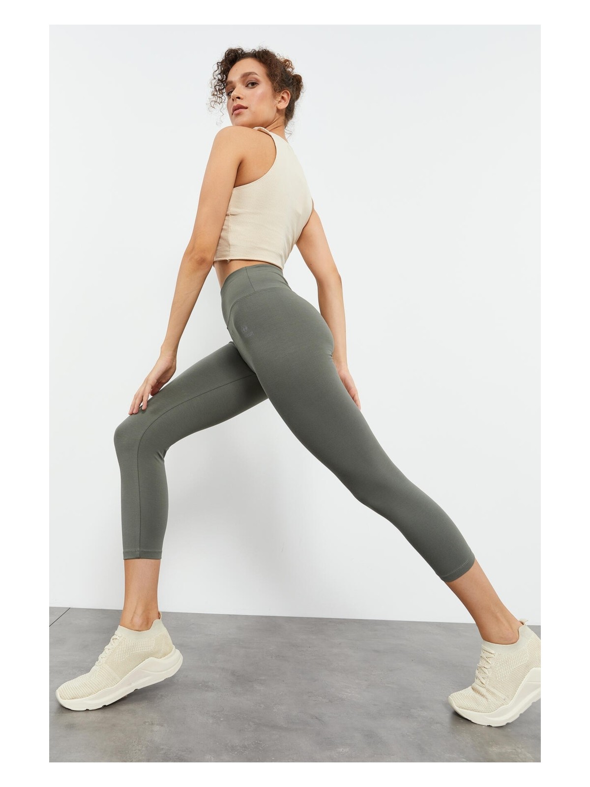 Tommy Life Siyah Yüksek Bel Slim Fit Dar Paça Kadın Kapri Tayt - 93097 - Görsel 4