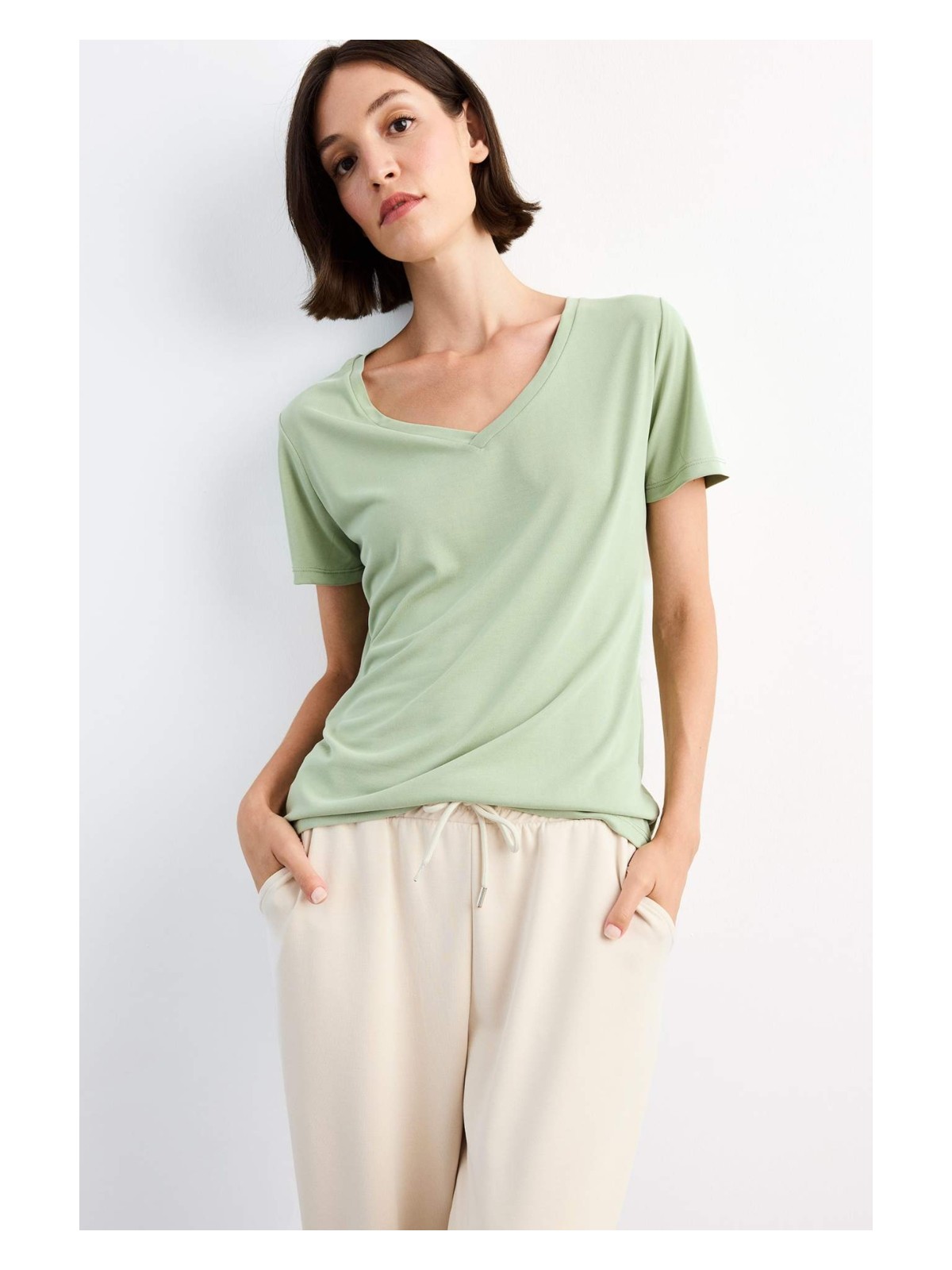 DeFacto V Yaka Modal Kısa Kollu Tişört G0402AX25SM - Görsel 3