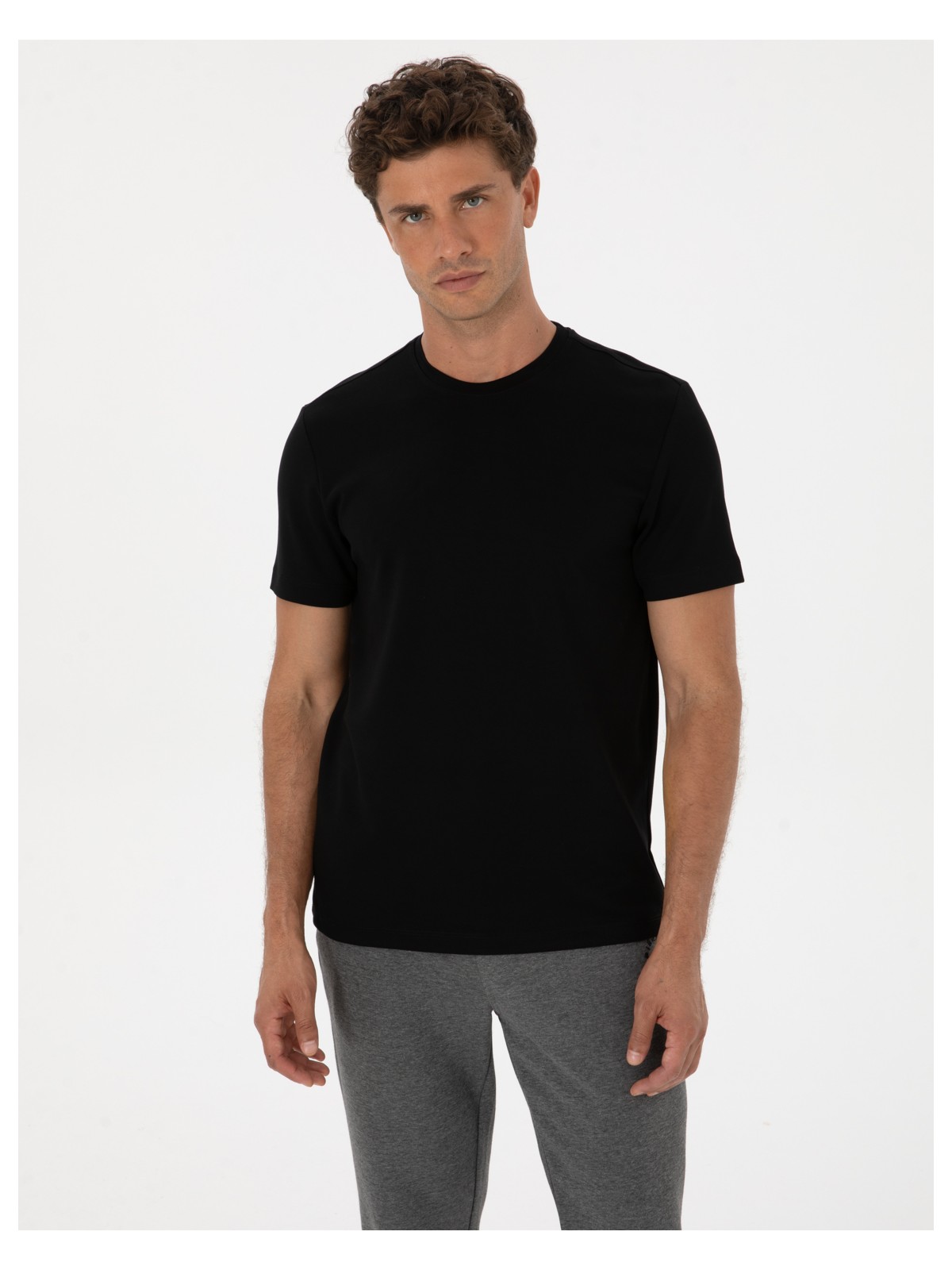 Pierre Cardin Erkek Siyah Regular Fit Kalın Dokulu Bisiklet Yaka Basic Tişört 50318130-VR046