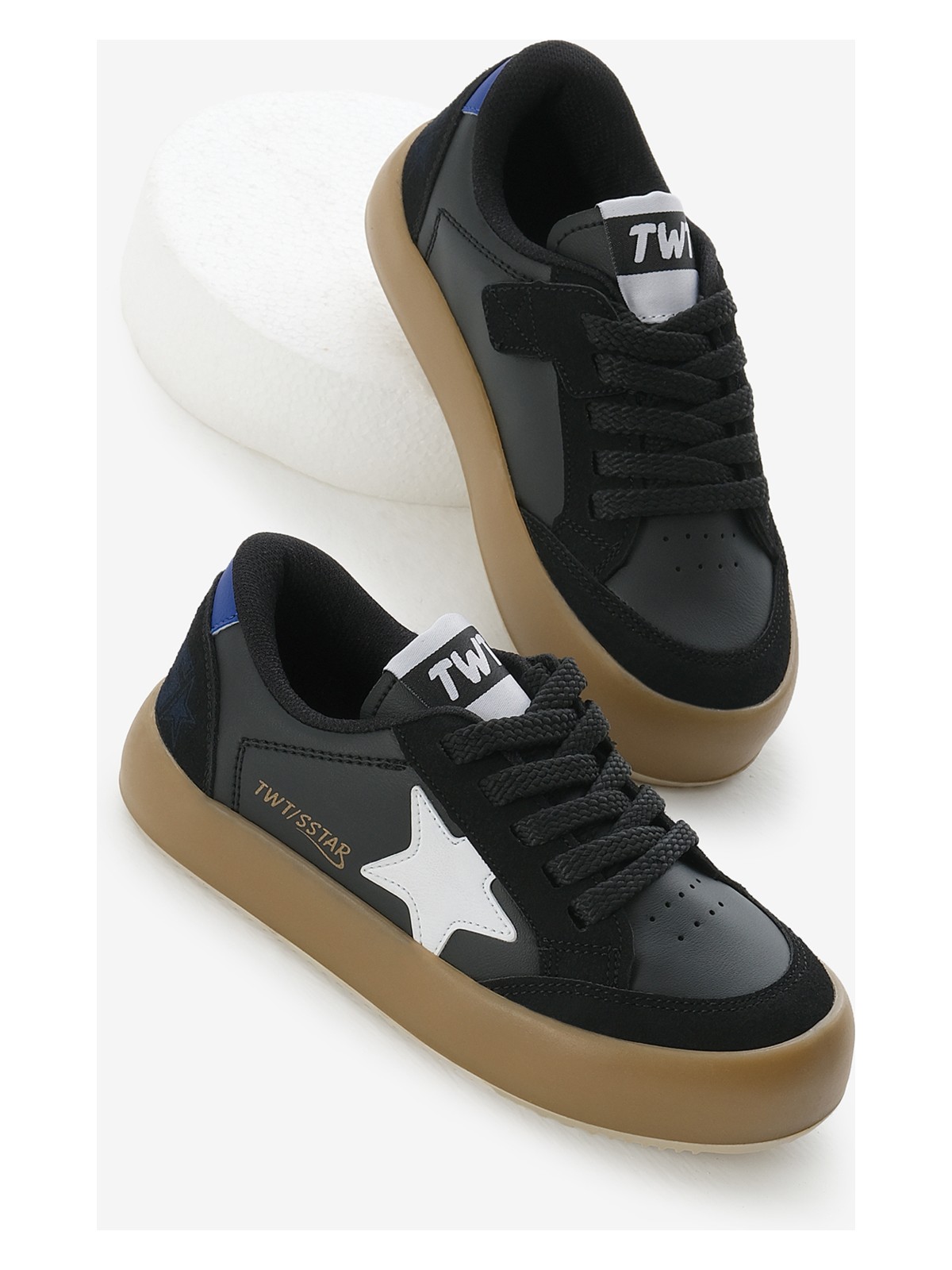 Tonny Black Çocuk Unisex Siyah Gümüş Termo Taban Bağcıklı ve Cırtlı Spor Ayakkabı Yıldız Detaylı - Görsel 7