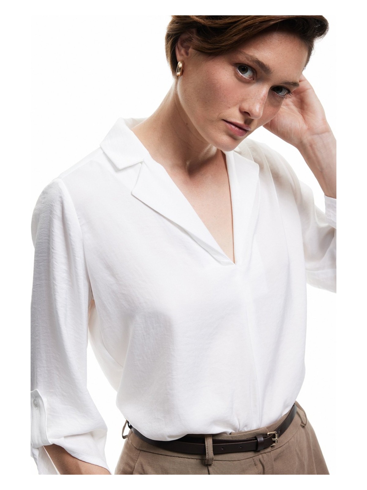 Koton Ceket Yaka Katlama Detaylı 3/4 Kollu Saten Bluz 6WAK60004PW - Görsel 4