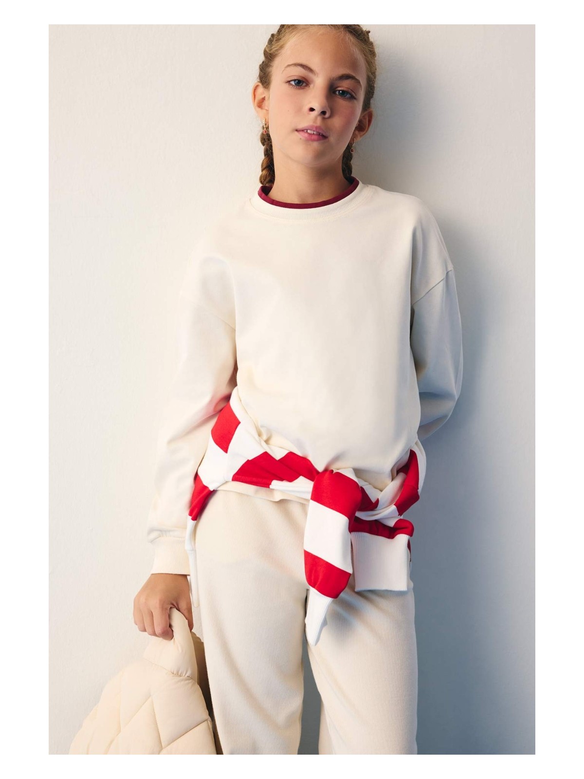 DeFacto Relax Fit Bisiklet Yaka Okul Uzun Kollu Tişörtü Kız Çocuk E8816A825AU