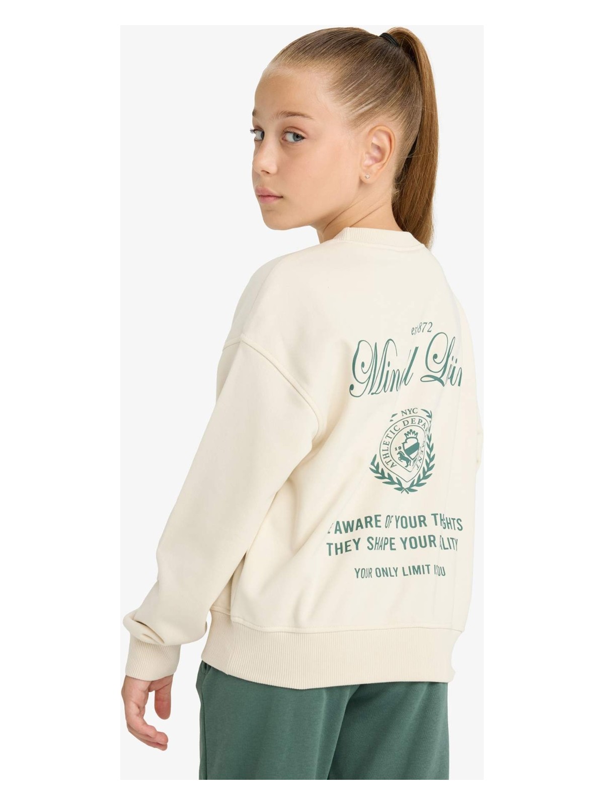 DeFacto Relax Fit Bisiklet Yaka Sırt Baskılı Sweatshirt Kız Çocuk E6759A825AU