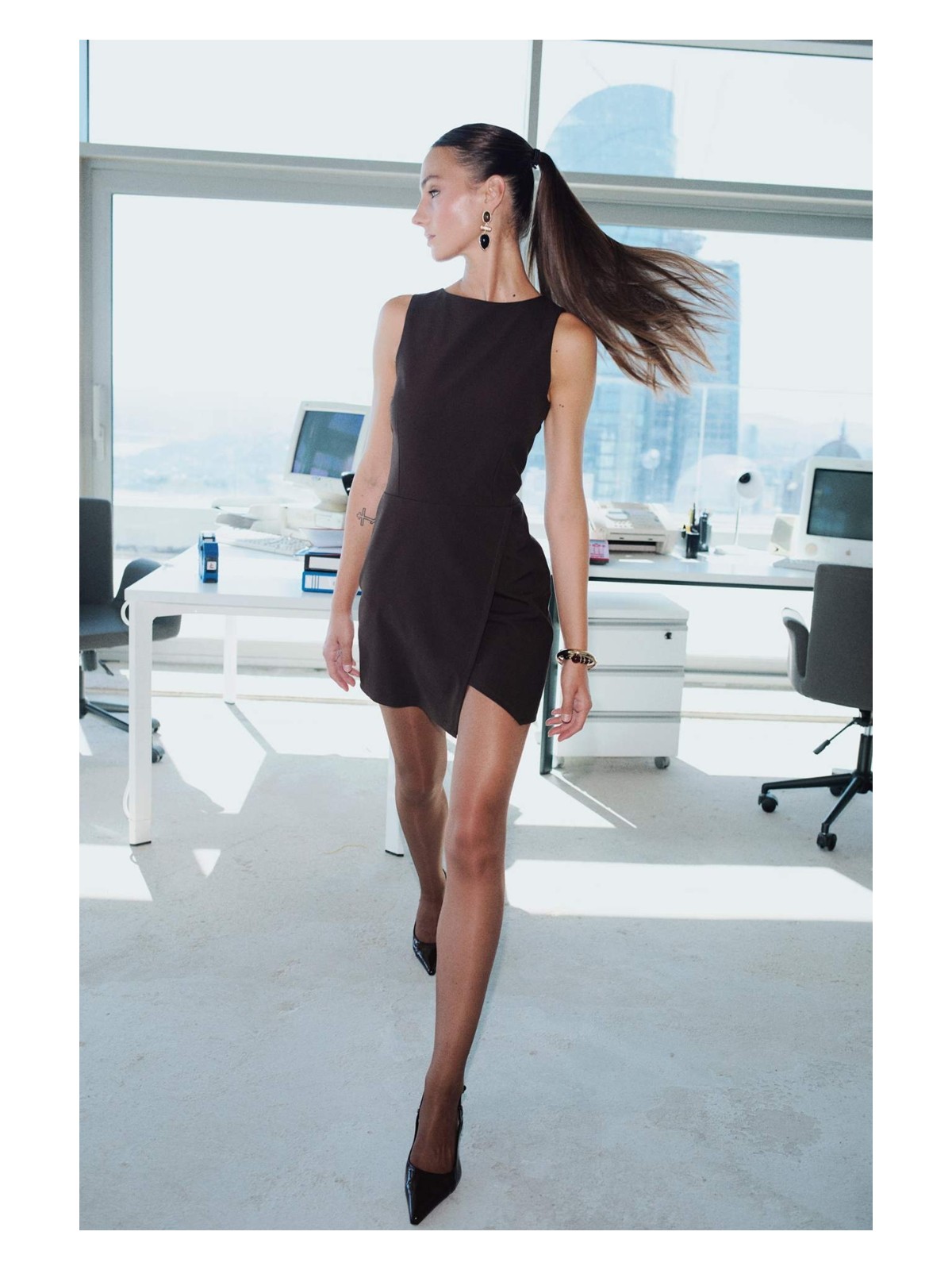 DeFacto Kare Yaka Kolsuz Mini Elbise G0141AX25AU