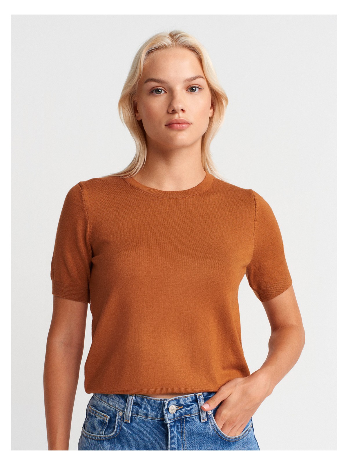 Dilvin 10779 Bisiklet Yaka Kısa Kol Basic Triko Bluz-Siyah - Görsel 5