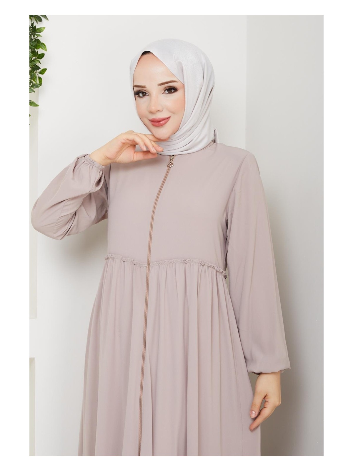 Eslemnur Hac ve Umrelik Büzgü Detaylı Medine Ipeği Ferace - Görsel 9