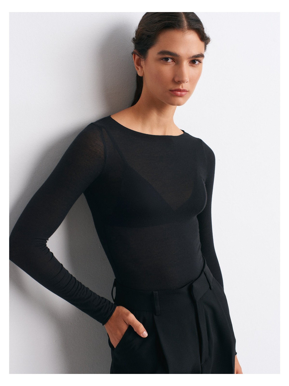 Dilvin 32122 Kayık Yaka Modal Kaşmir Ultra Hafif Bluz-Siyah