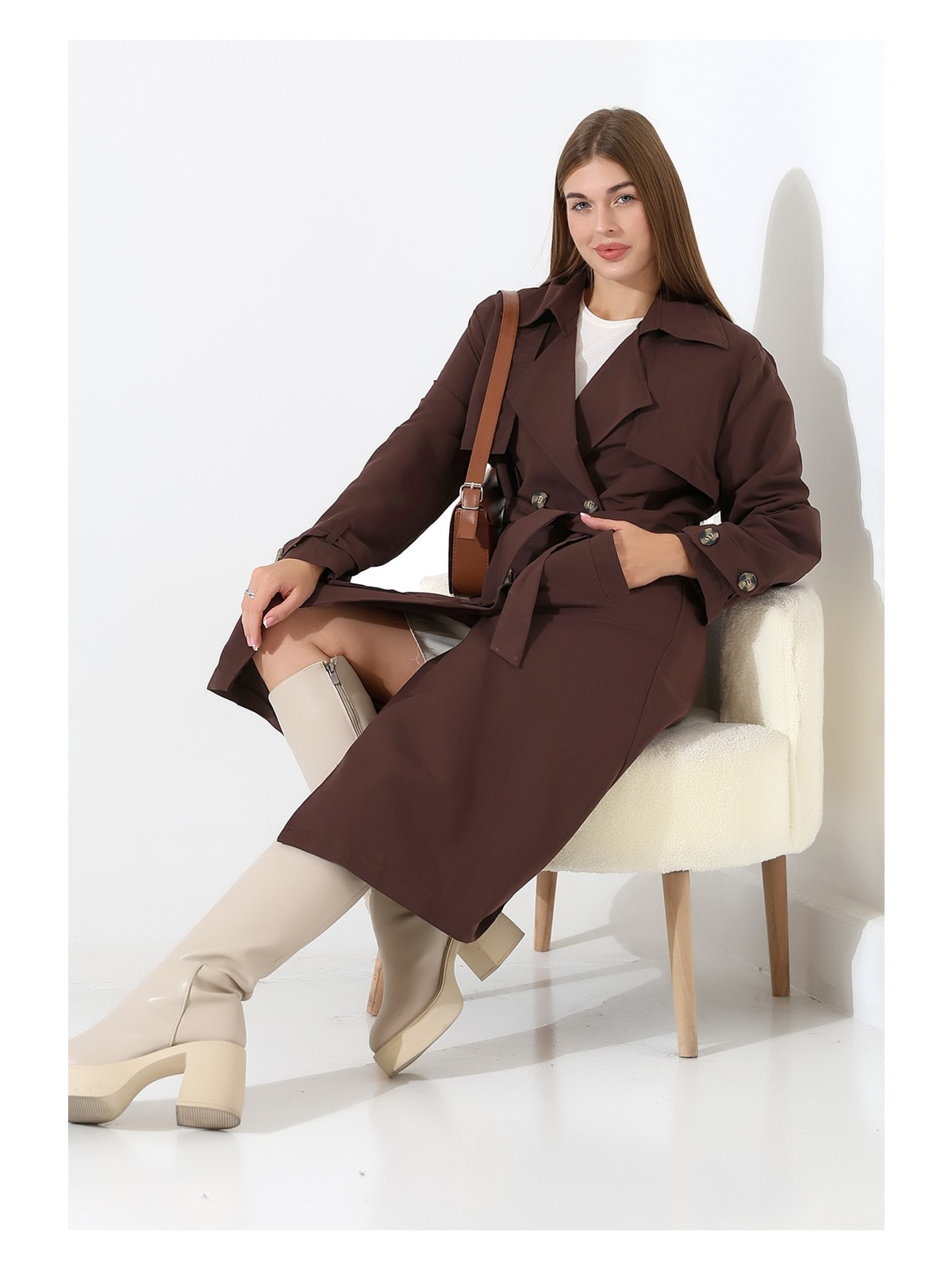 Alinda Amazon Keten Kumaş Diz Altı Astaralı Degaje Yaka Düğmeli Yeni Tarz Trenç Kot Koyu Kahve