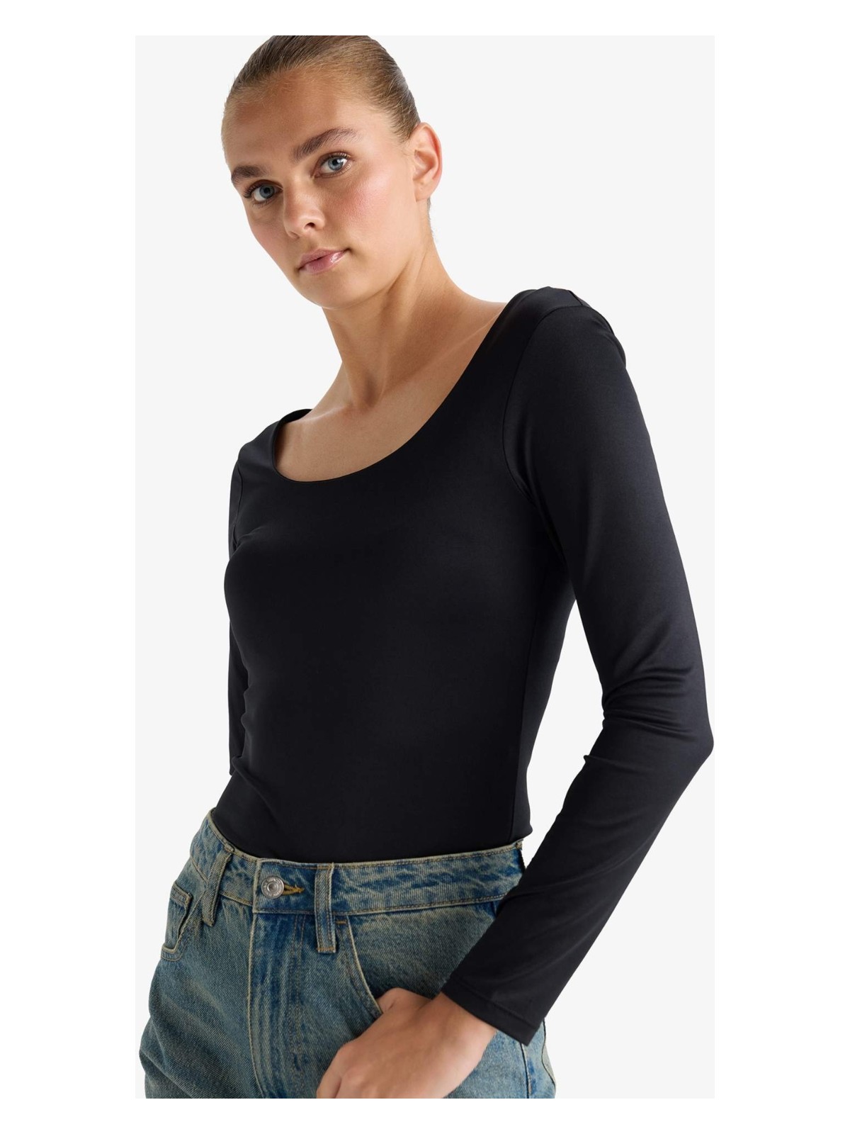 DeFacto Kare Yaka Uzun Kollu Çıtçıtlı Body G1403AX25AU - Görsel 3