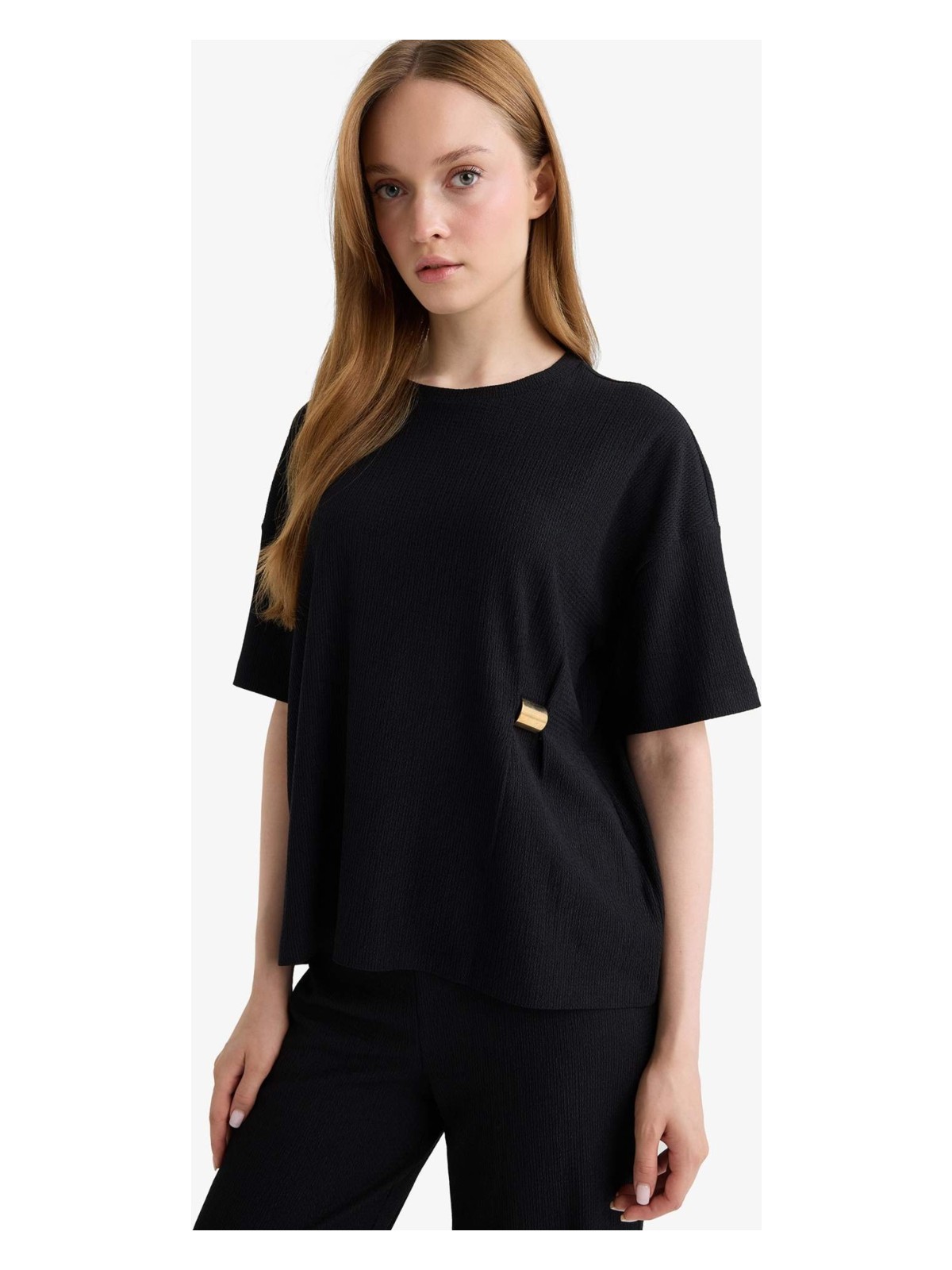 DeFacto Regular Fit Bisiklet Yaka Bürümcük Kısa Kollu Tişört E9891AX25AU - Görsel 3