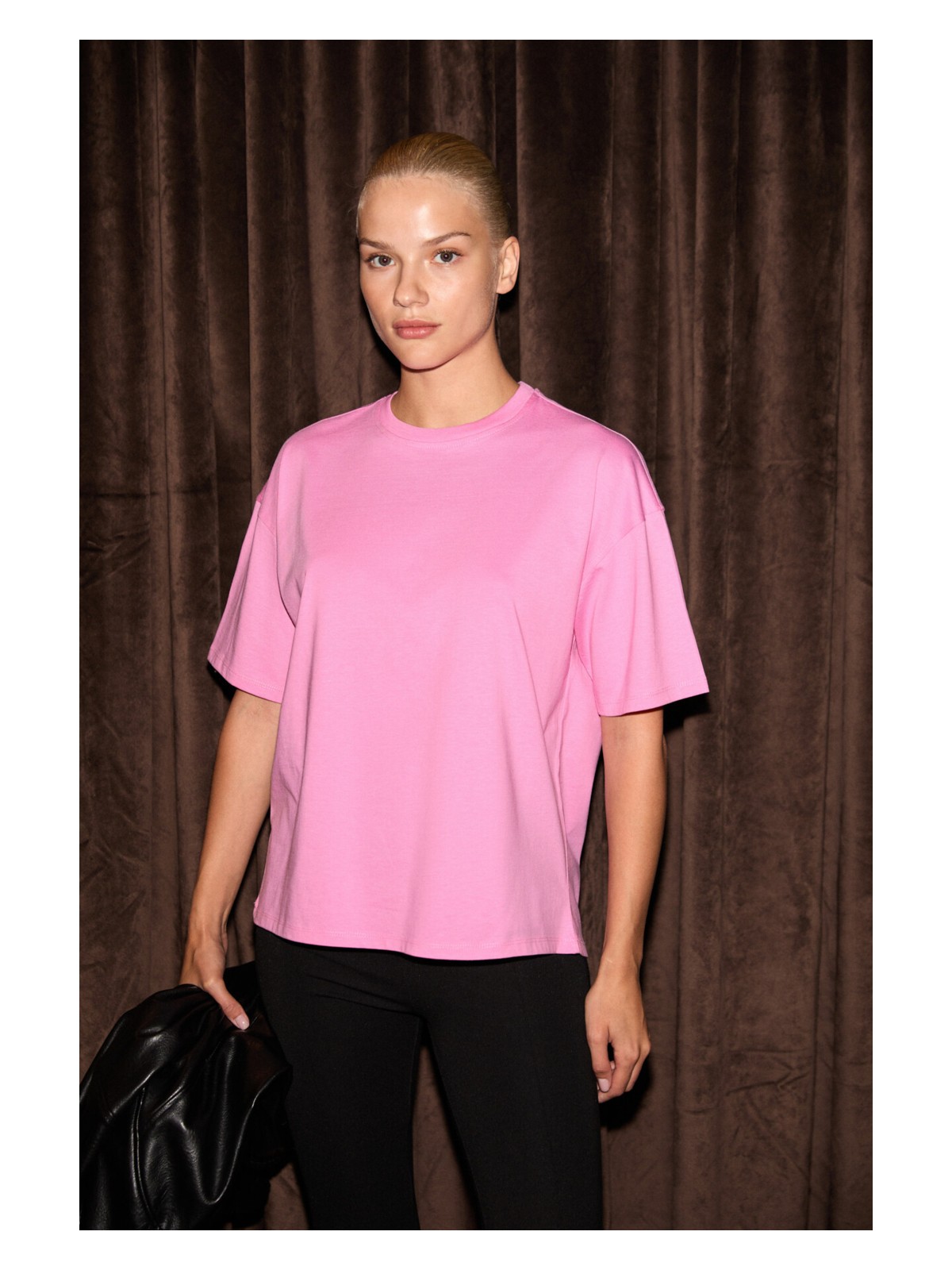 Grimelange LAGERTHA Kadın %100 organik Pamuklu Kalın Dokulu Oversize Fit Yuvarlak Yakalı Yeşil T-Shirt - Görsel 5