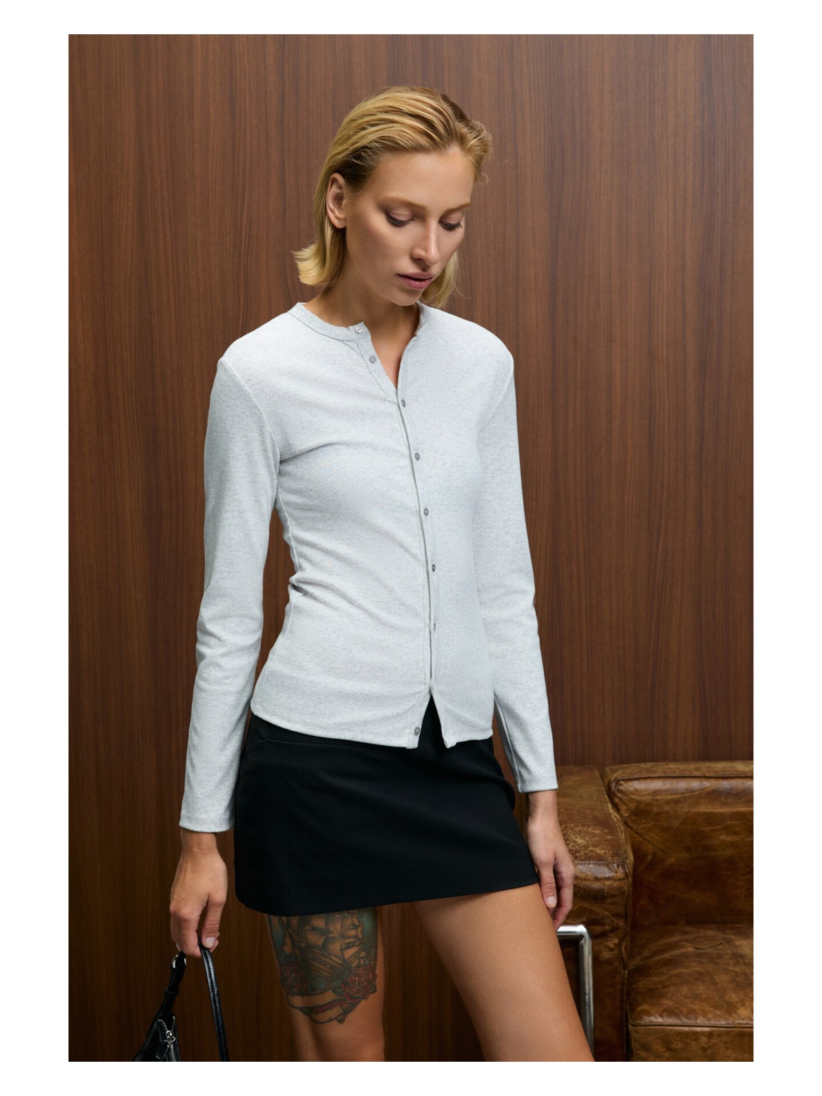 Grimelange TALUVIA Kadın Esnek Kumaşlı Vücuda Oturan Slim Fit Düğmeli Grimelanj Bluz - Görsel 5