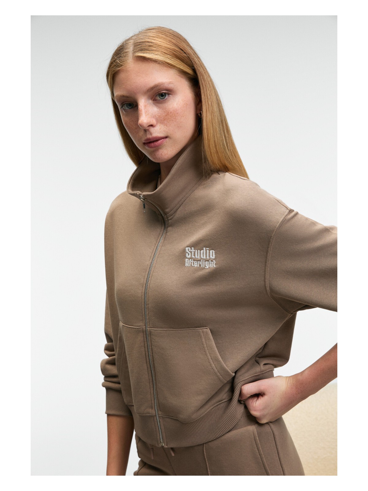 Grimelange TORINA Kadın Nakış Detaylı Fermuarlı Çift Cepli Relax Vizon Ceket