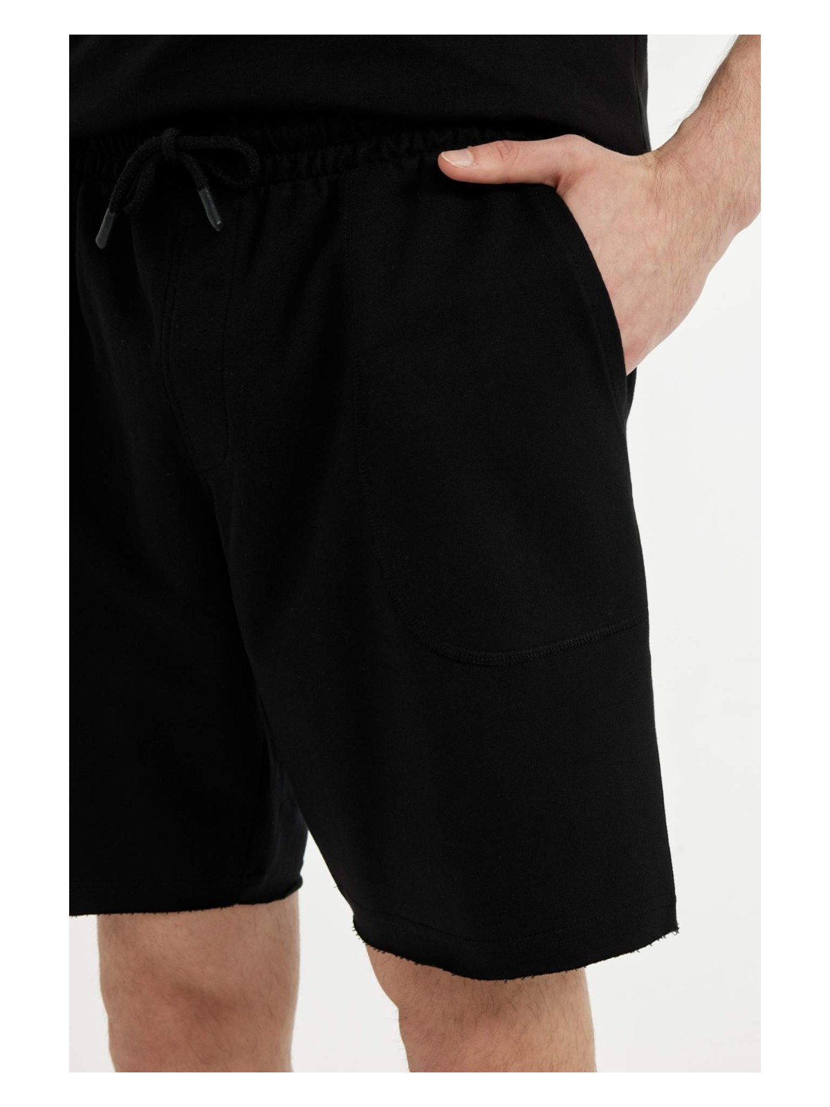 DeFacto %100 Pamuk Slim Fit Dar Kesim Dar Paça Cepli Basic Düz Şort B8673AX24SM - Görsel 10