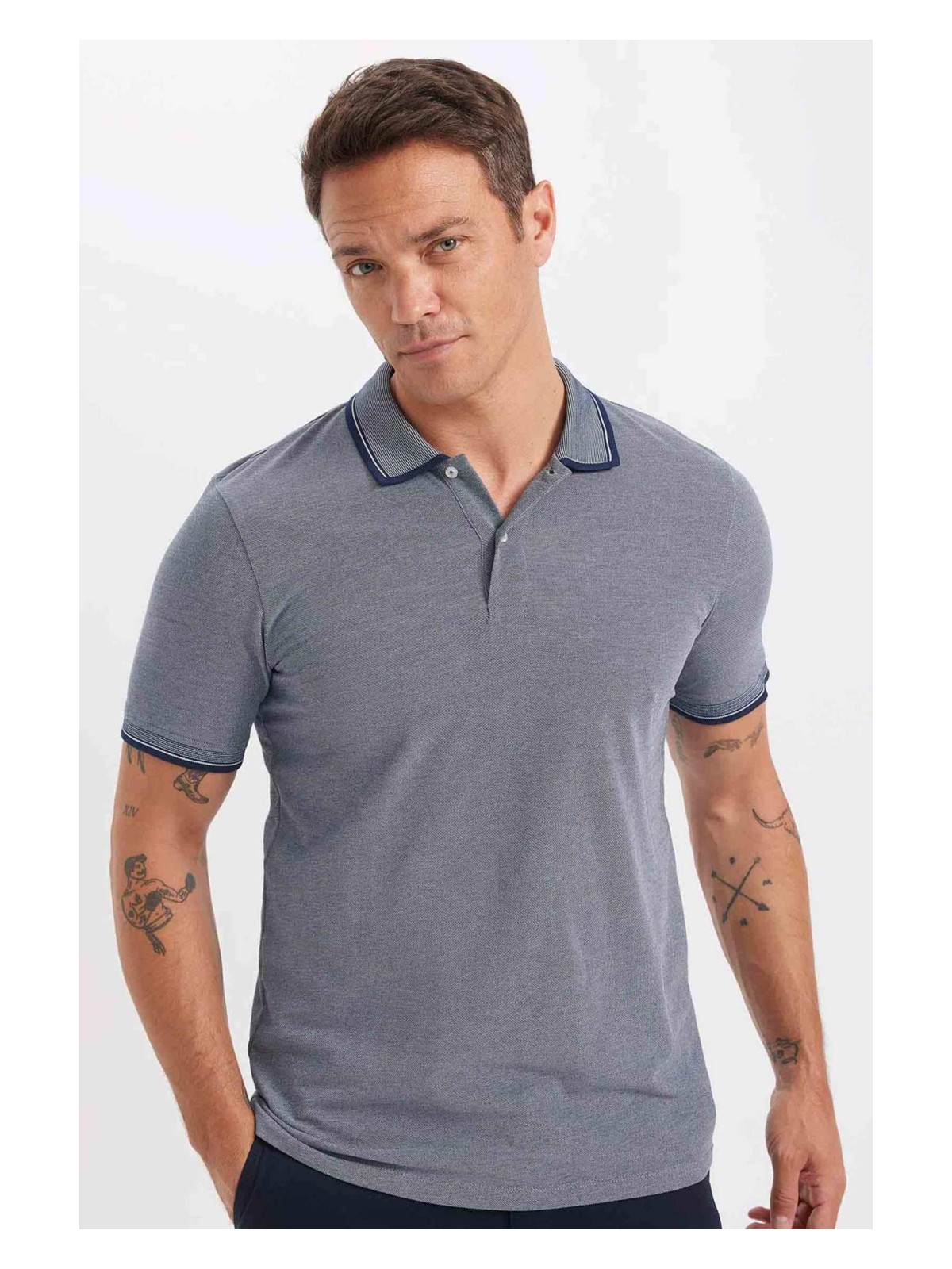 DeFacto Slim Fit Dar Kesim Polo Yaka Kısa Kollu Pamuklu Tişört D0033AXNS - Görsel 7