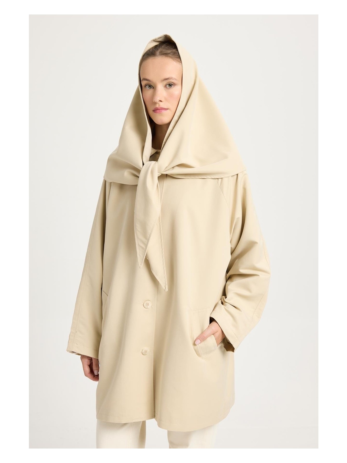 Minaaise Kadın Bej Oversize Seyyar Yakalı Astarlı Tasarım Trençkot 30009