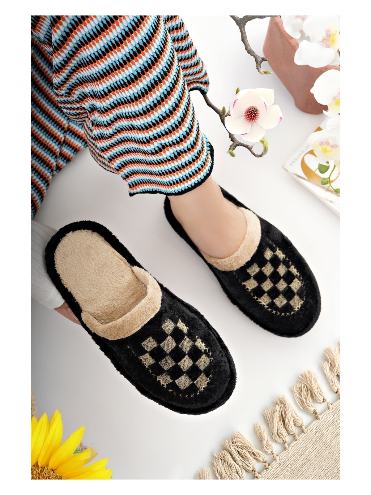 Moda Fırsat Kadın Ev Terliği Peluş Yıkanabilir Içi Yünlü Kürklü Terlik Misafir Çeyiz Bohça Gelin Terliği - Görsel 8