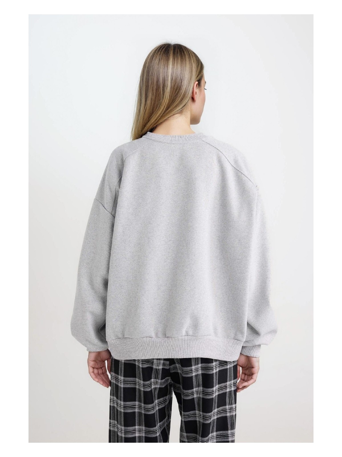 DeFacto Oversize Geniş Kalıp Bisiklet Yaka Basic Düz Kalın Gri Sweatshirt D9022AXNS - Görsel 6