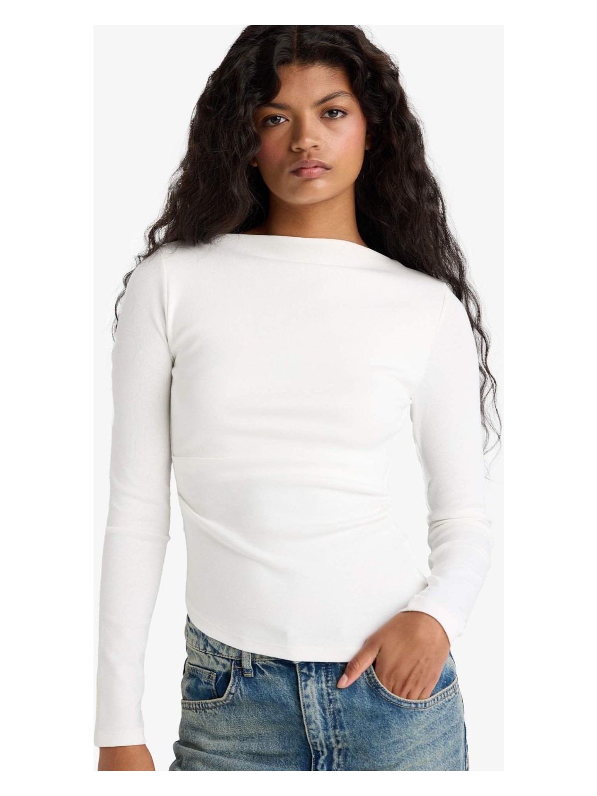 DeFacto Slim Fit Kayık Yaka Ribana Uzun Kollu Tişört G1581AX25AU