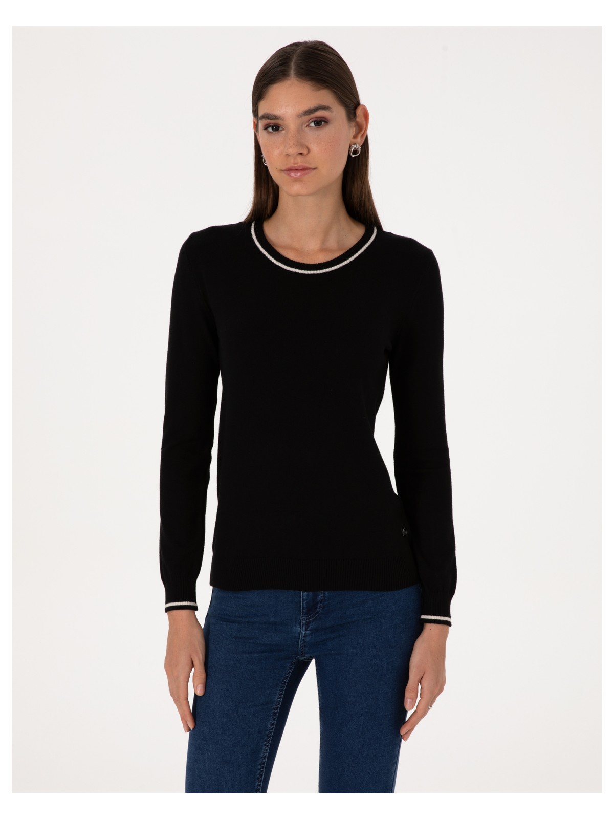 Pierre Cardin Kadın Siyah Slim Fit Çizgi Detaylı Basic Kazak 50315910-VR046